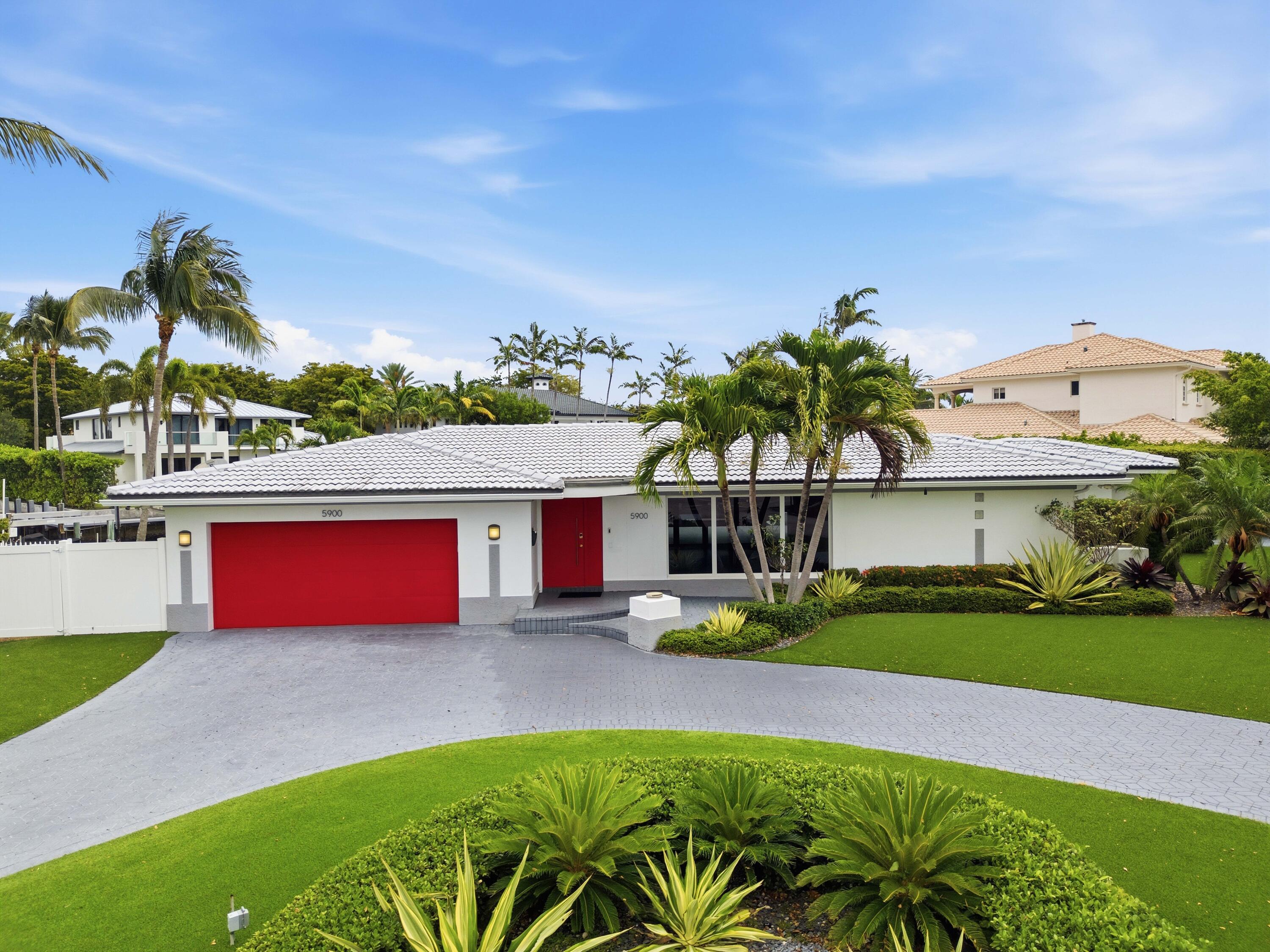 Foto de propiedad en 5900 Bayview Drive, Fort Lauderdale, FL 33308 Fort Lauderdale con MLS# 