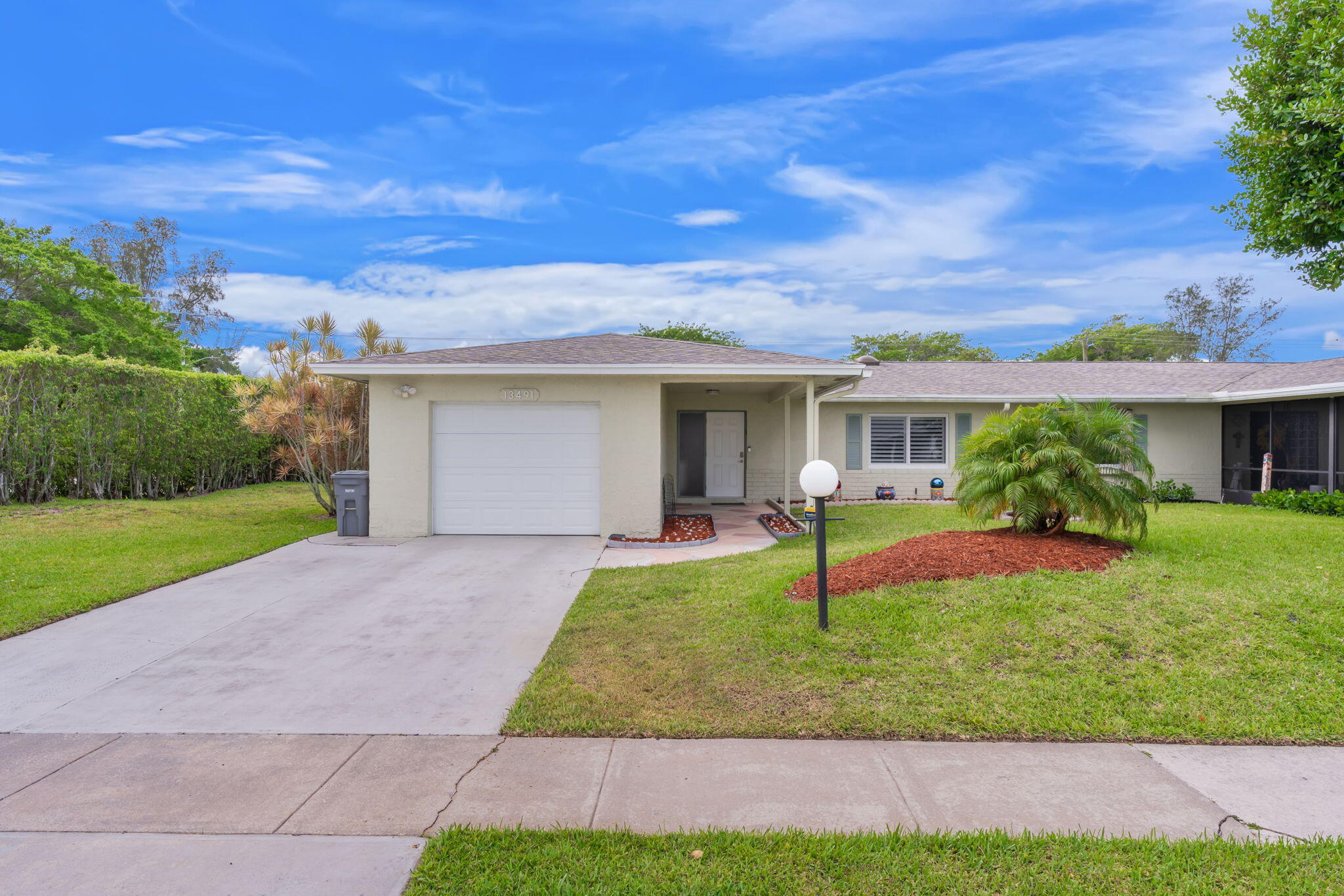 Foto de propiedad en 13491 Via Vesta, Delray Beach, FL 33484 Delray Beach con MLS# 