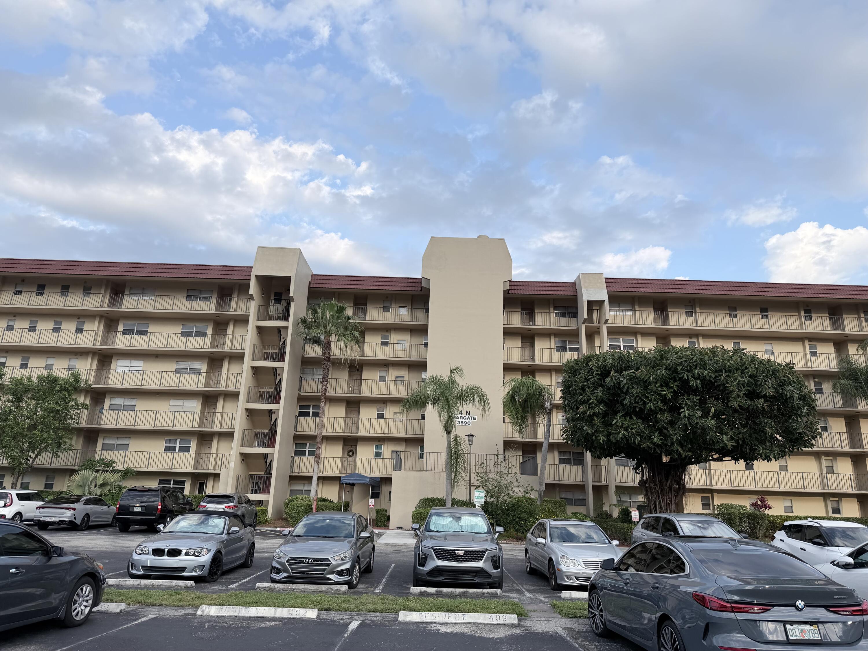Foto de propiedad en 3590 Via 312, Lake Worth, FL 33467 Lake Worth con MLS# 