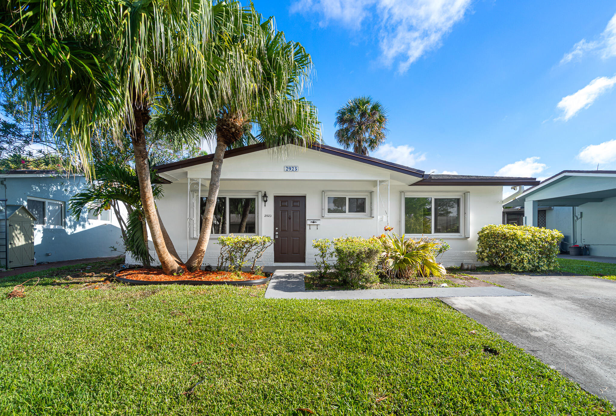 Foto de propiedad en 2923 NW 48th Street, Fort Lauderdale, FL 33309 Fort Lauderdale con MLS# 