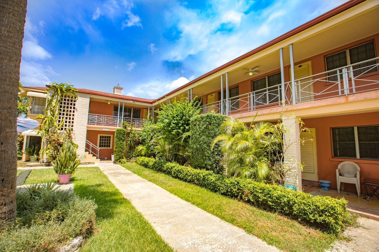 Foto de propiedad en 3637 S Olive Avenue, West Palm Beach, FL 33405 West Palm Beach con MLS# 