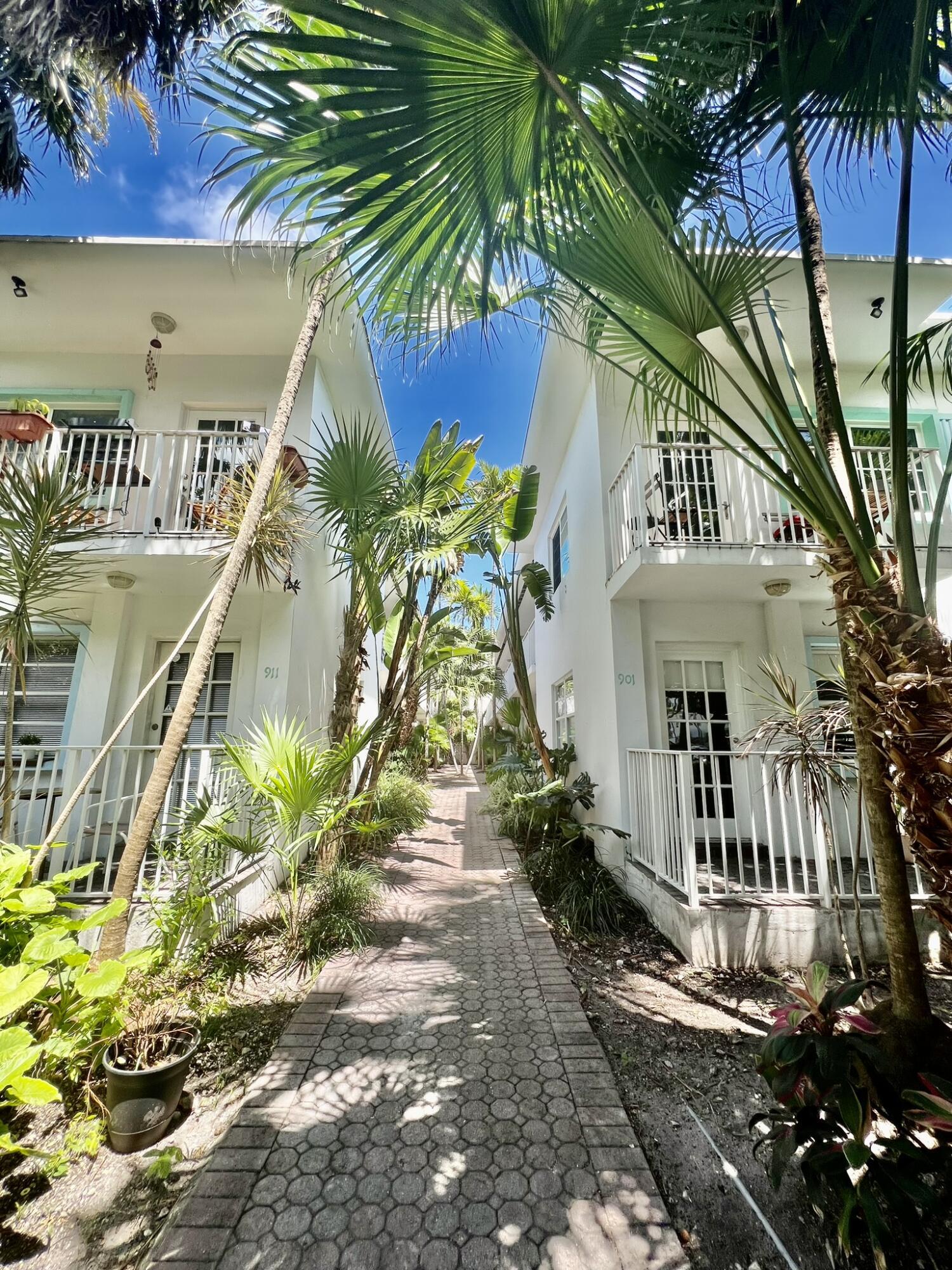 Alquilada 901 Meridian Avenue 103, Miami Beach, FL 33139, Miami Beach, FL 33139
