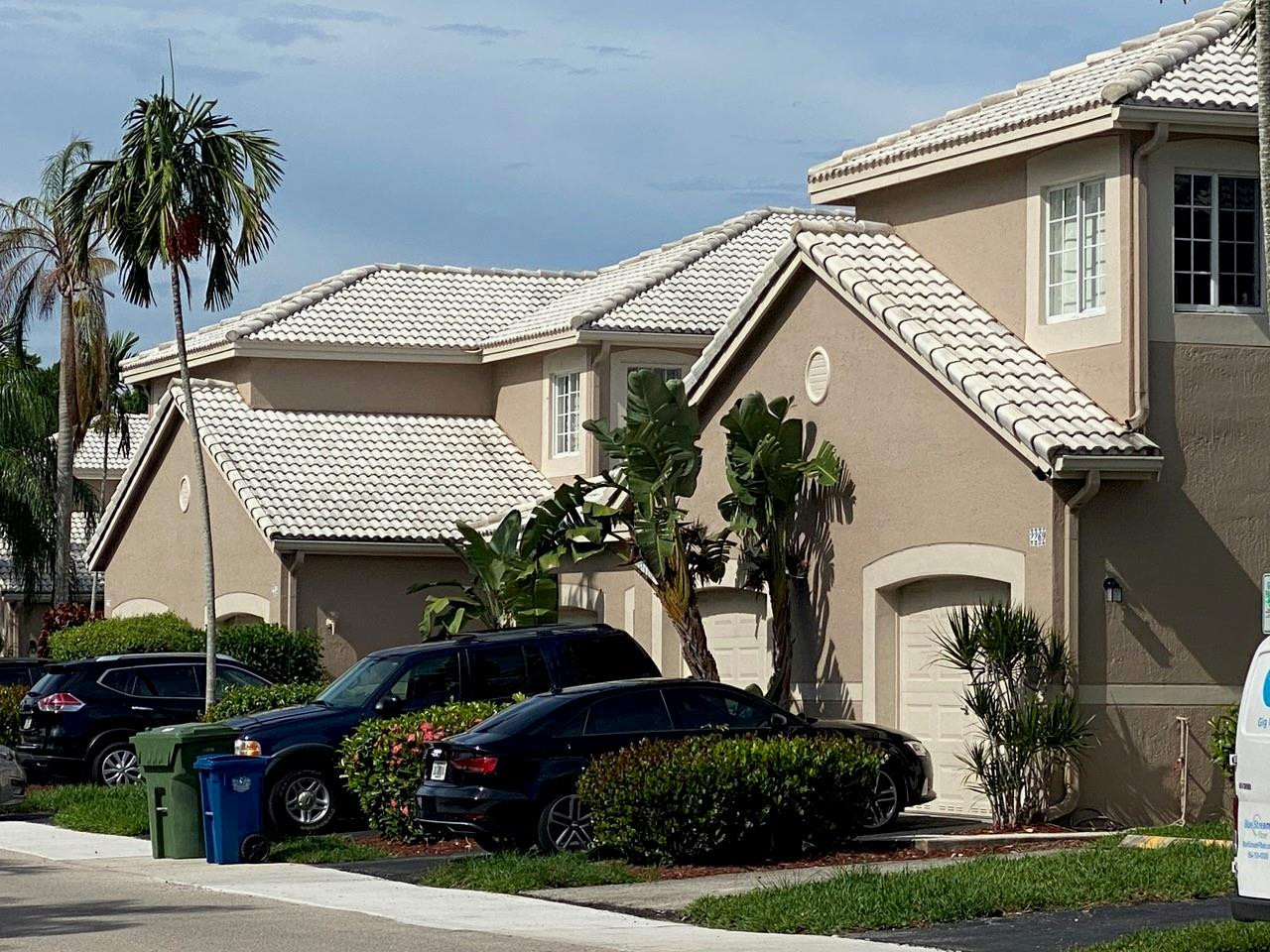 Foto de propiedad en 2253 Salerno Circle 2253, Weston, FL 33327 Weston con MLS# 