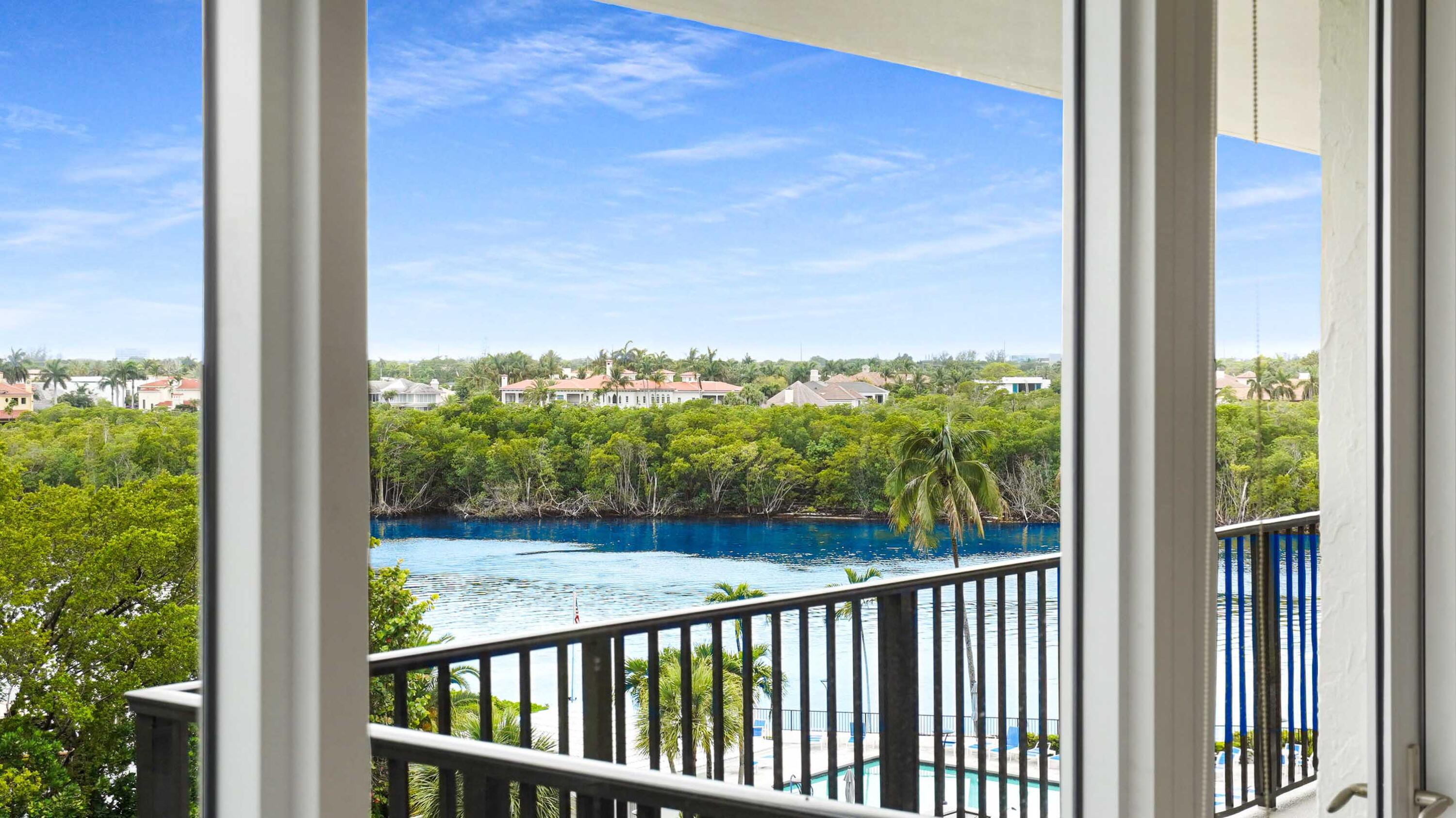 Foto de propiedad en 4750 S Ocean Boulevard 510, Highland Beach, FL 33487 Highland Beach con MLS# 