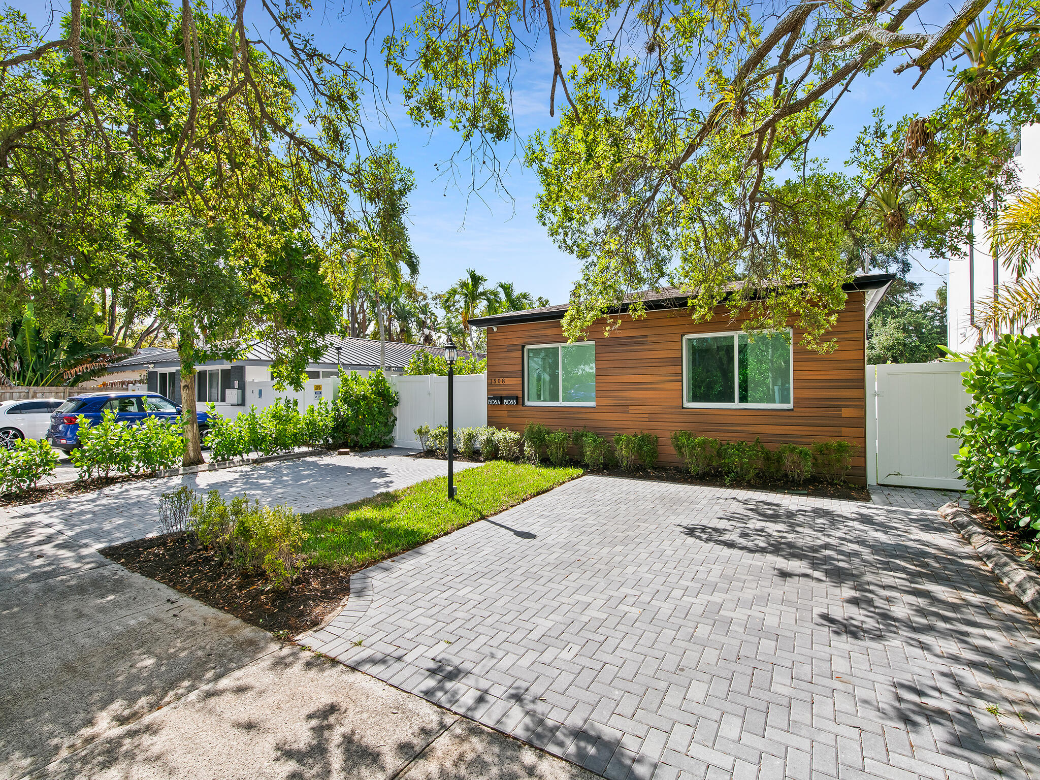 Foto de propiedad en 1508 NE 6th Street, Fort Lauderdale, FL 33304 Fort Lauderdale con MLS# 