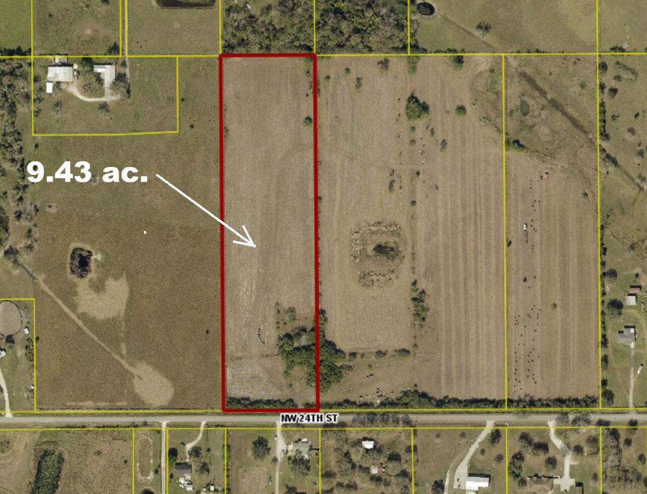 Foto de propiedad en 5871 NW 24th Street, Okeechobee, FL 34972 Okeechobee con MLS# 