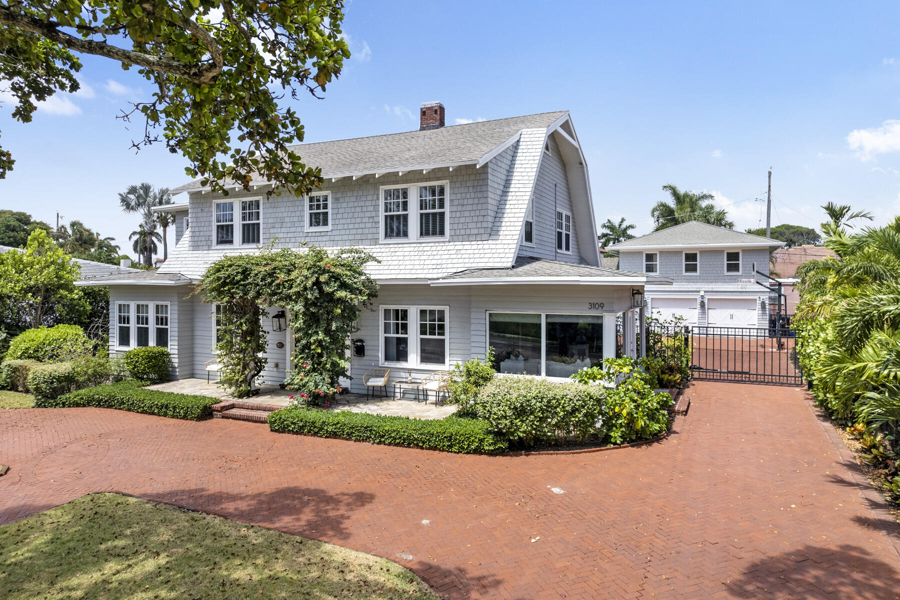 Foto de propiedad en 3109 Washington Road, West Palm Beach, FL 33405 West Palm Beach con MLS# 