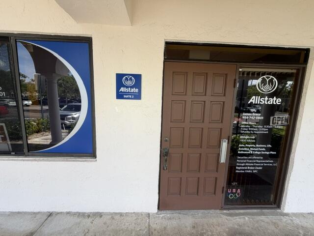 Foto de propiedad en 9633 W Broward Boulevard 2, Plantation, FL 33324 Plantation con MLS# 