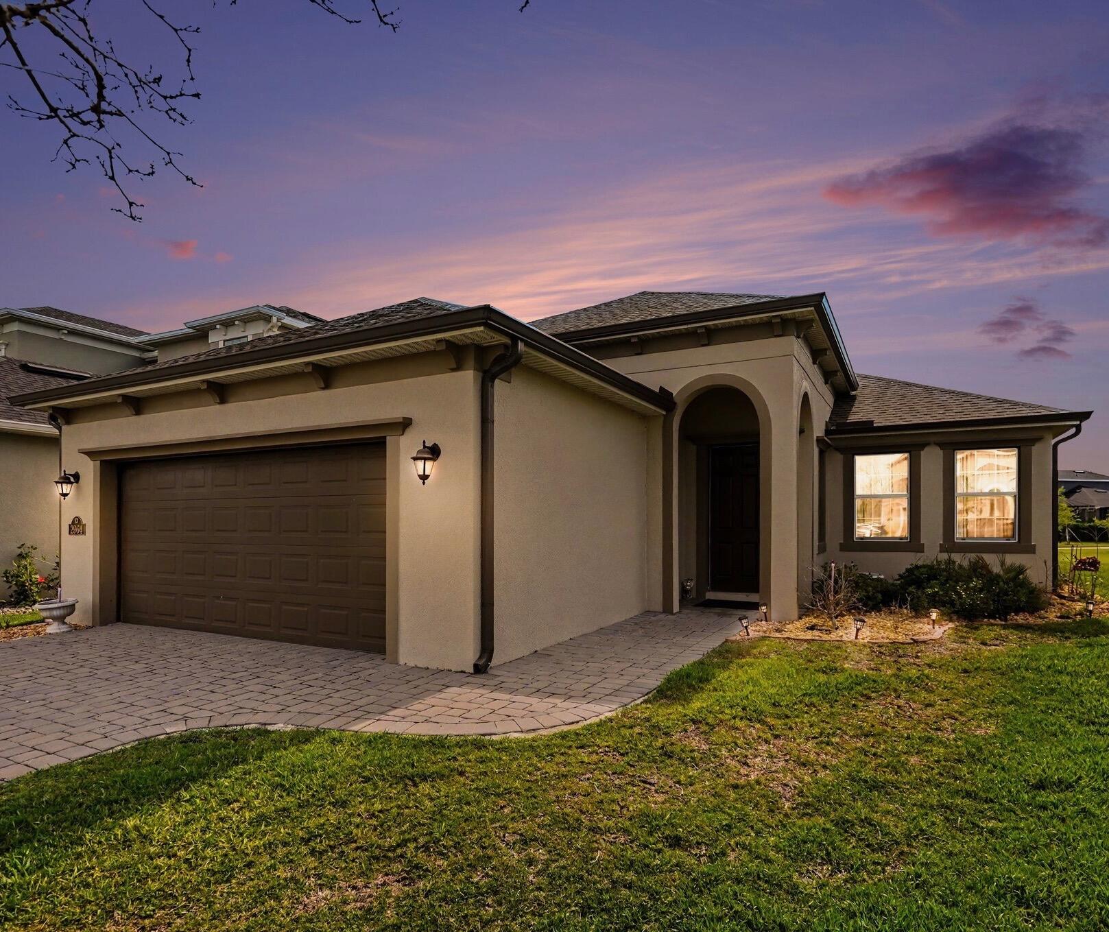 Foto de propiedad en 2964 Blazing Star Drive, Melbourne, FL 32940 Melbourne con MLS# 