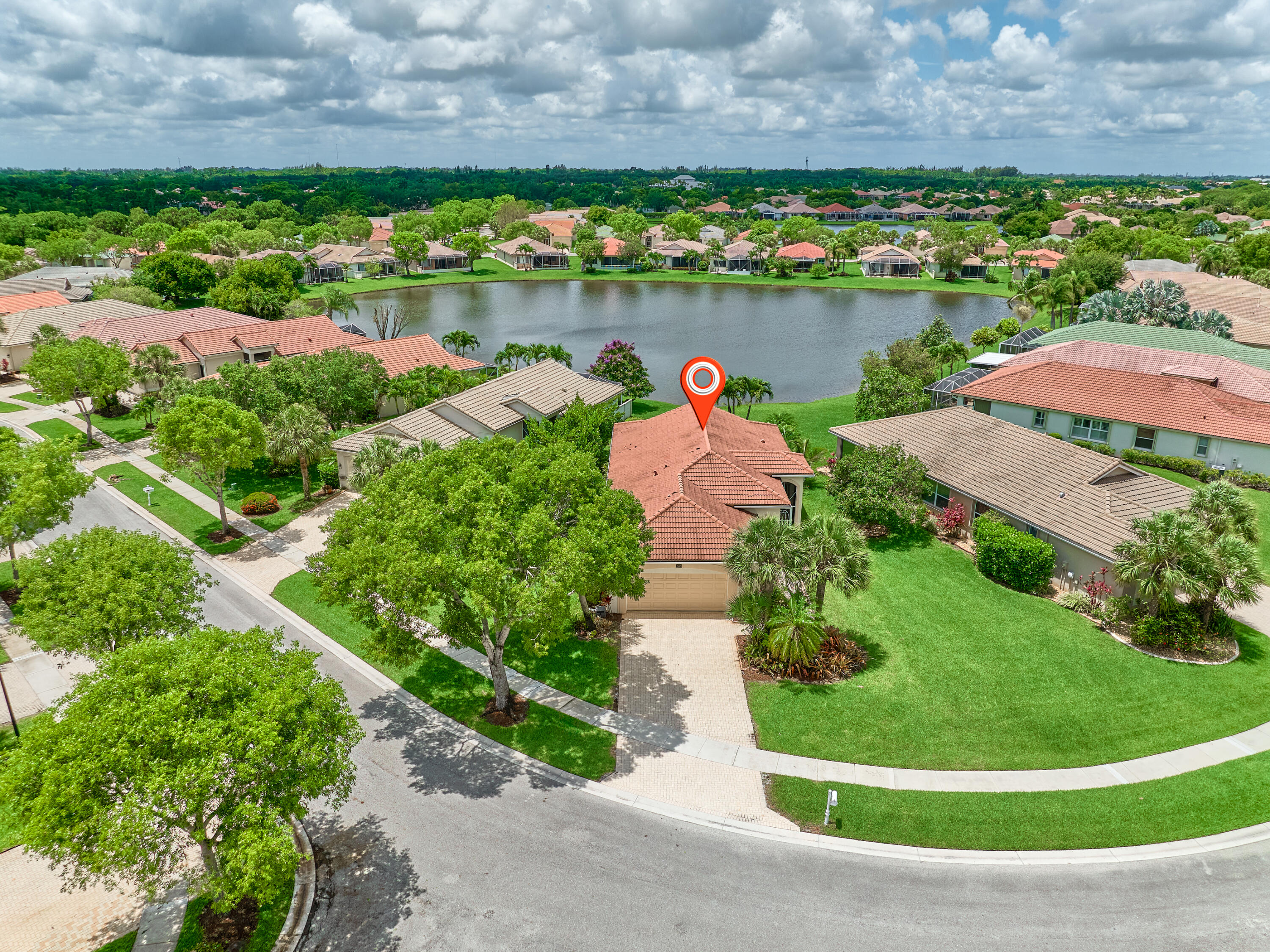 Foto de propiedad en 2649 Clipper Circle, West Palm Beach, FL 33411 West Palm Beach con MLS# 