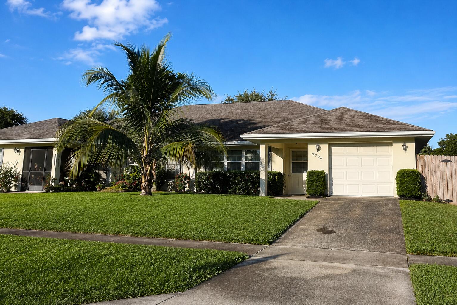 Foto de propiedad en 12497 Guilford Way, Wellington, FL 33414 Wellington con MLS# 