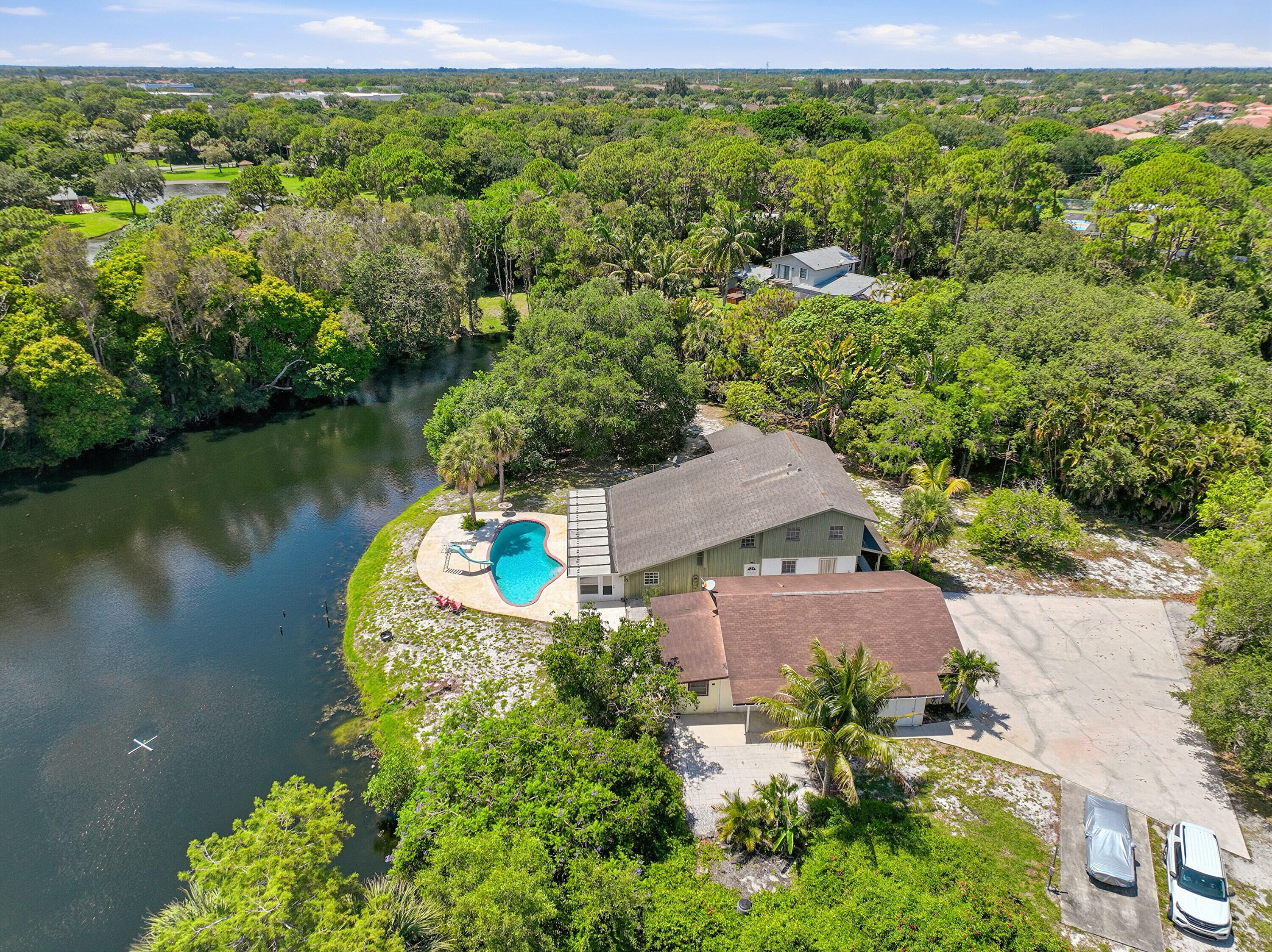 Foto de propiedad en 7689 Lawrence Road, Boynton Beach, FL 33436 Boynton Beach con MLS# 
