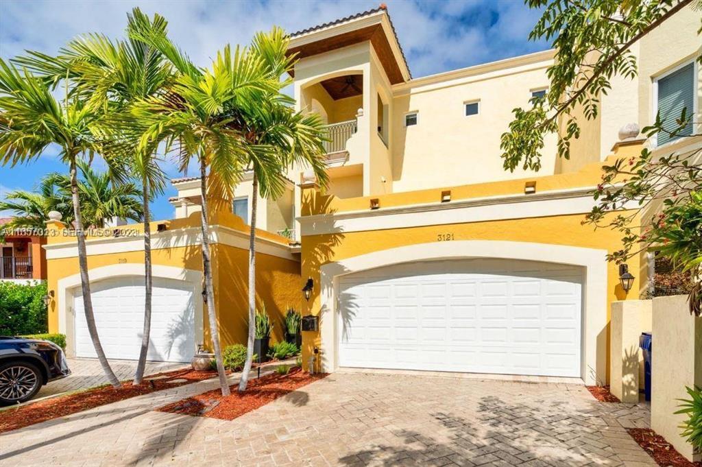 Foto de propiedad en 3121 NE 26th Street, Fort Lauderdale, FL 33305 Fort Lauderdale con MLS# 