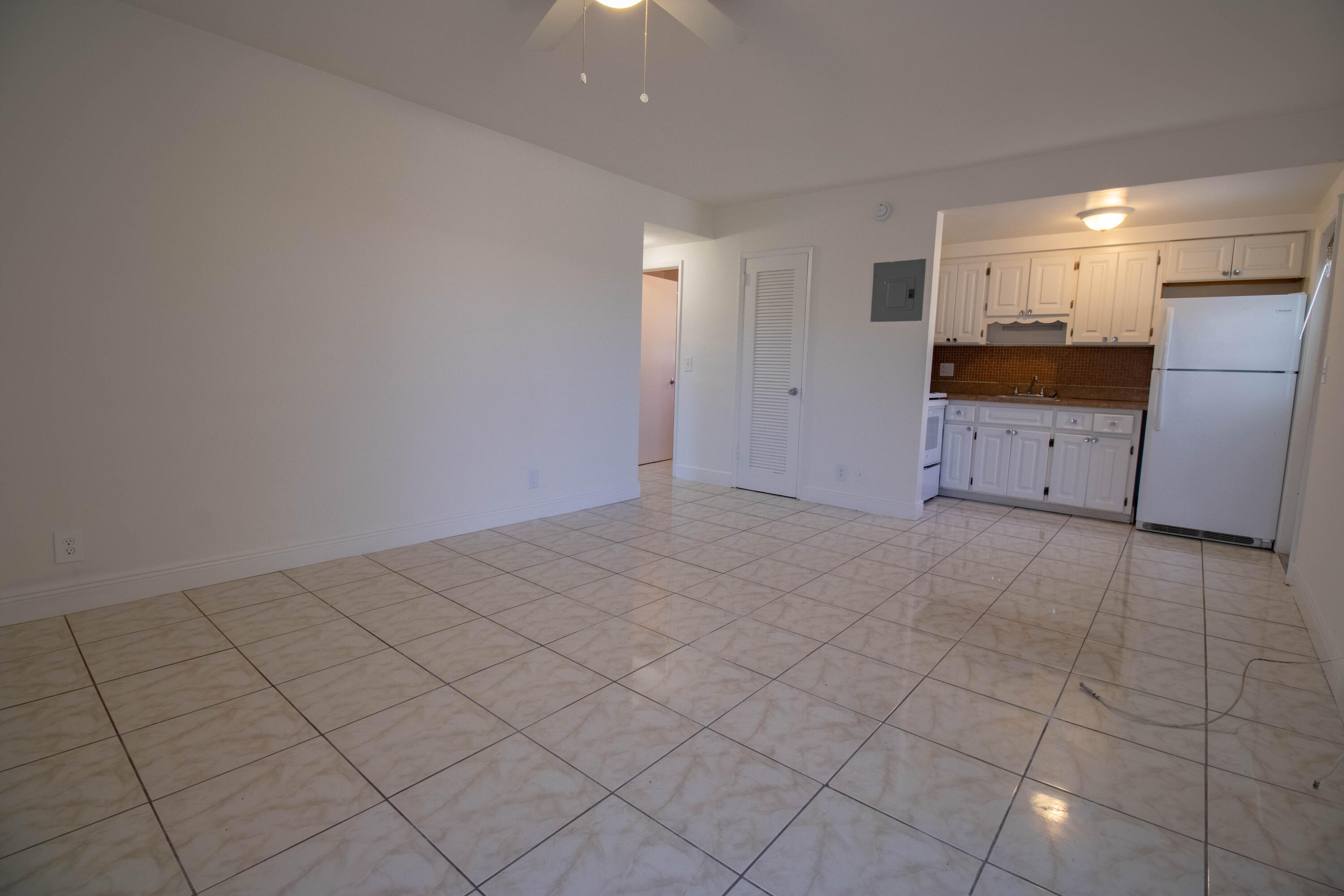 En Renta 1855 Adams Street #1, Hollywood, FL 33020, Hollywood, FL 33020