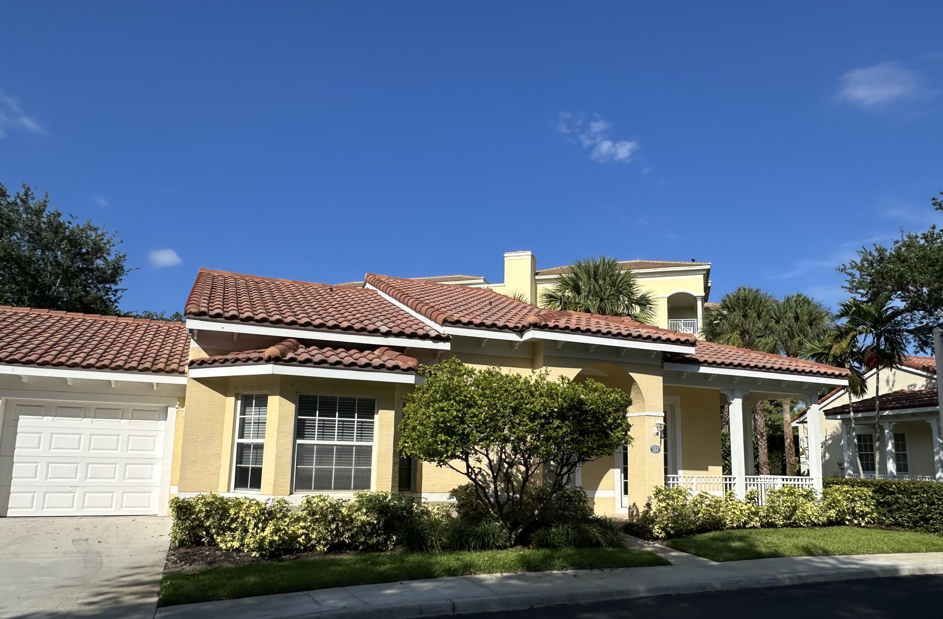 Foto de propiedad en 132 Mangrove Bay Way, Jupiter, FL 33477 Jupiter con MLS# 