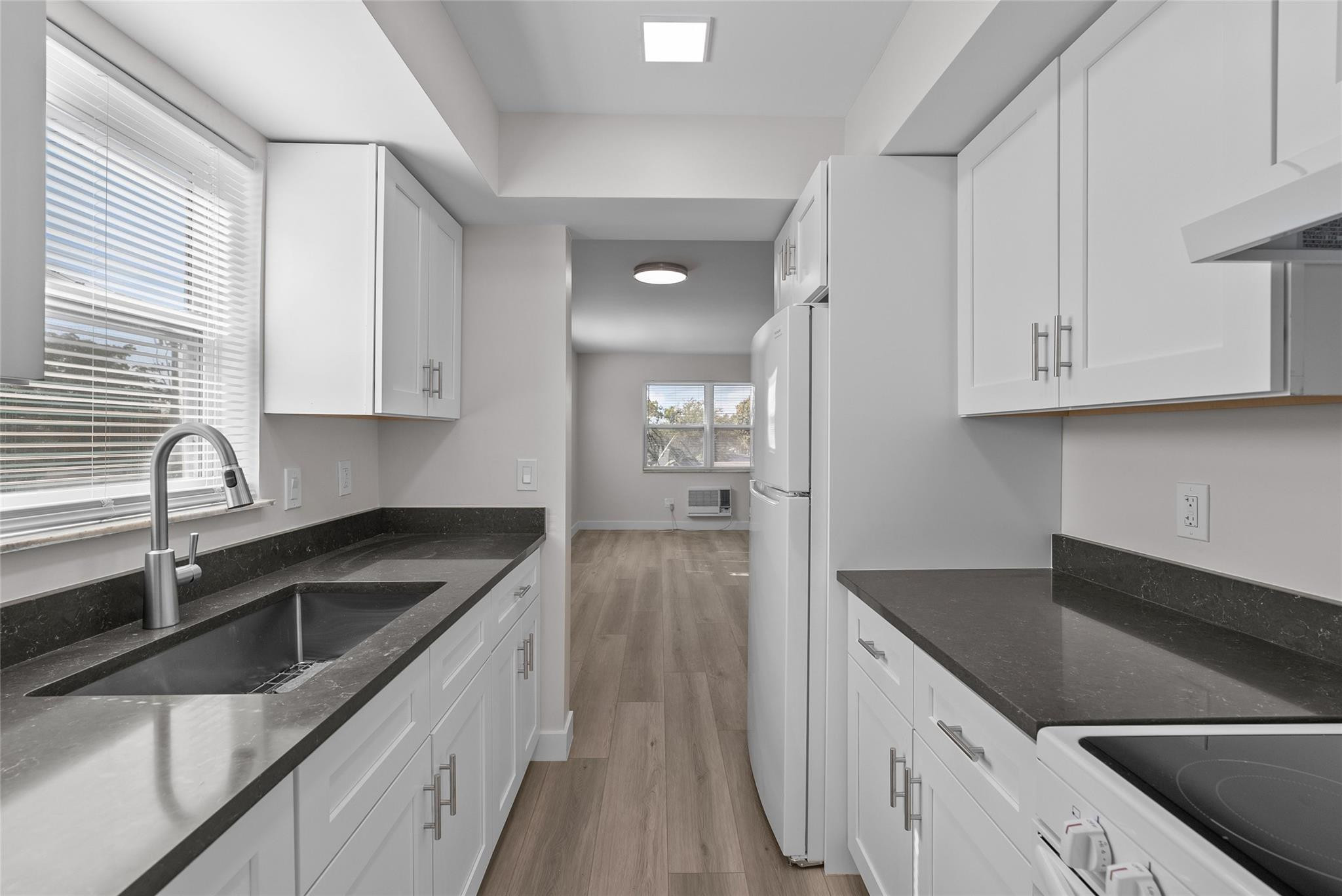 Foto de propiedad en 1150 E Sample Road 202, Pompano Beach, FL 33064 Pompano Beach con MLS# 