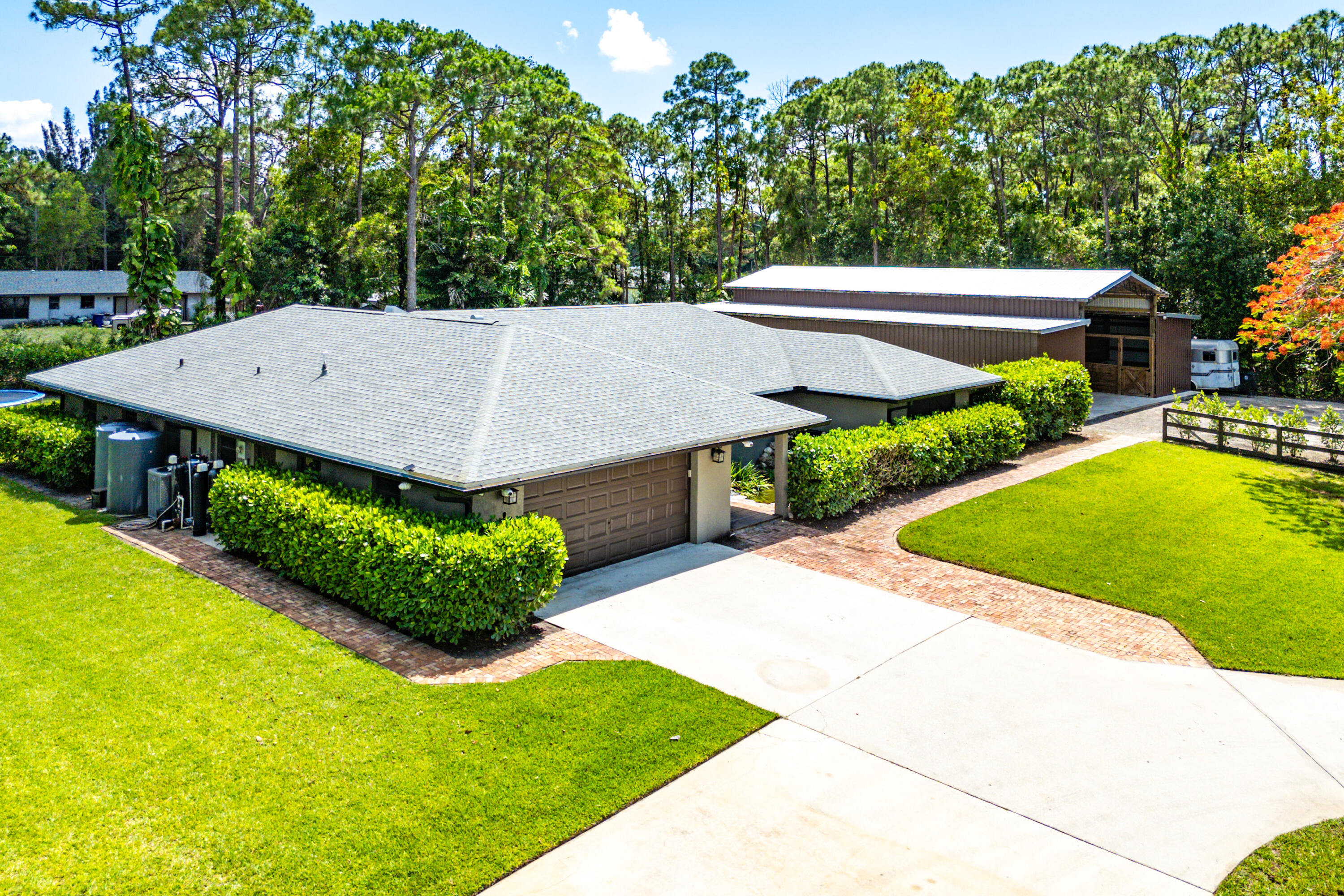 Foto de propiedad en 13530 59th Court N, Loxahatchee, FL 33411 Loxahatchee con MLS# 