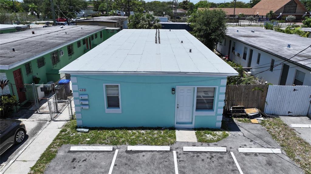 En Venta 633 NW 15th Terrace, Fort Lauderdale, FL 33311, Fort Lauderdale, FL 33311