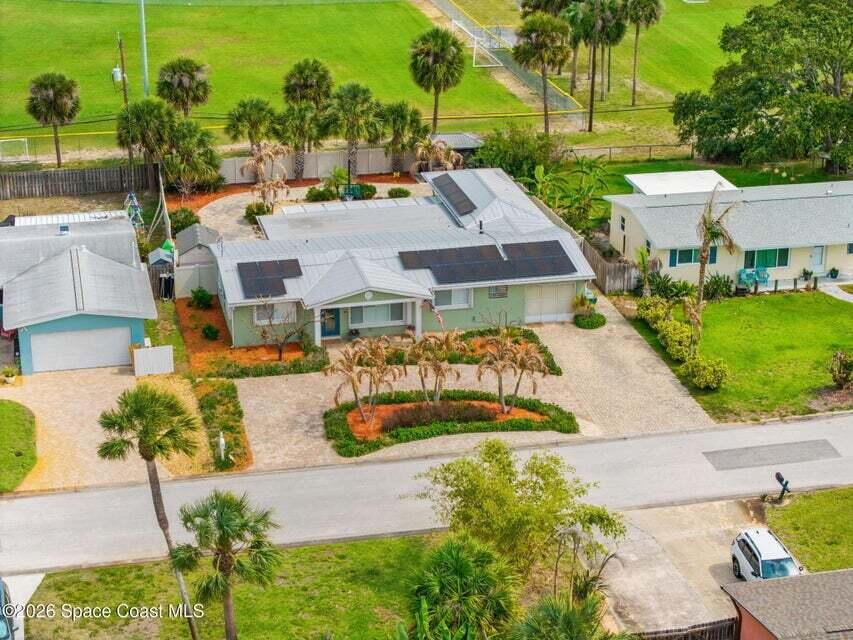 En Venta 121 Algonquin Terrace, Indian Harbour Beach, FL 32937, Indian Harbour Beach, FL 32937
