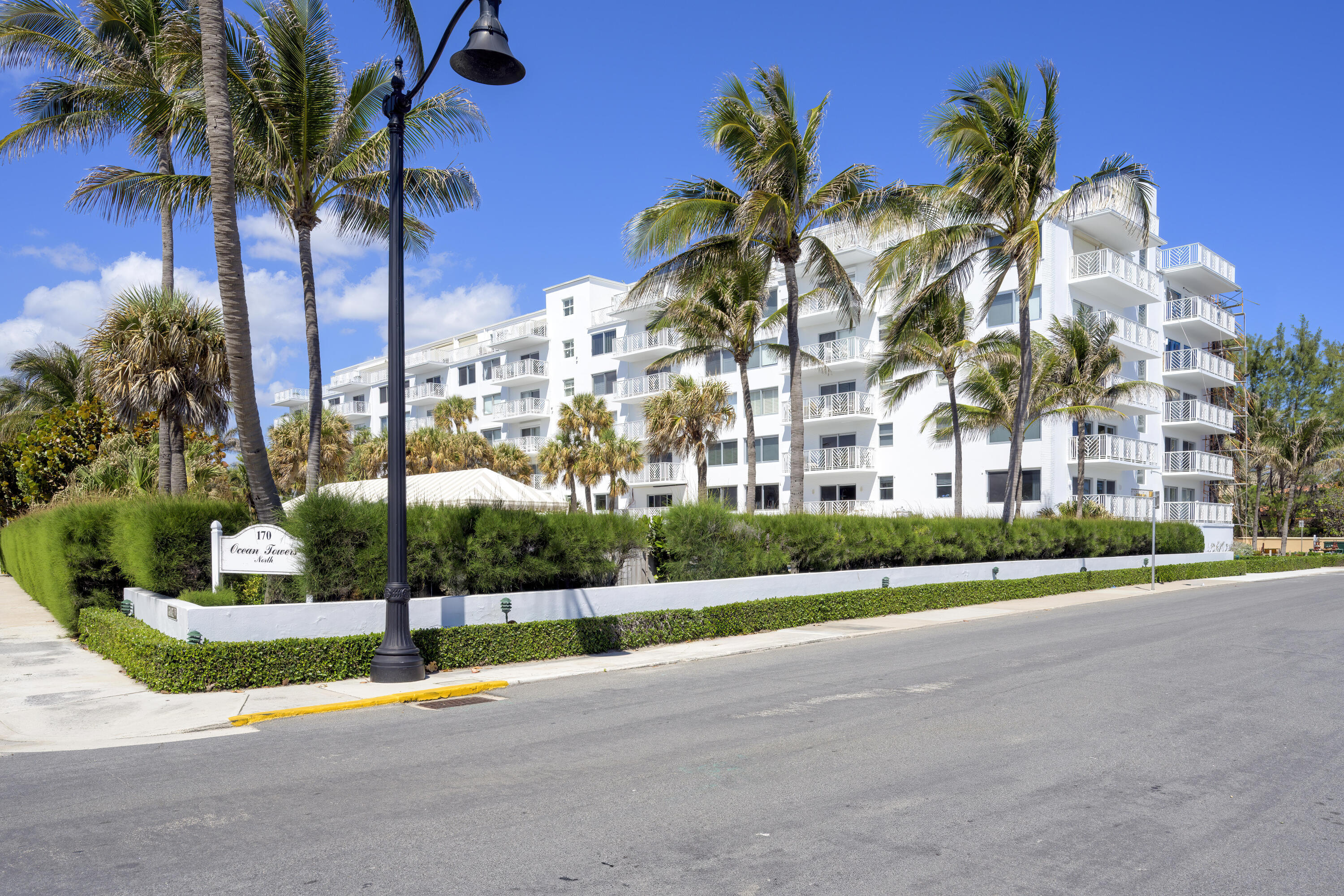 Foto de propiedad en 170 N Ocean Boulevard 305, Palm Beach, FL 33480 Palm Beach con MLS# 