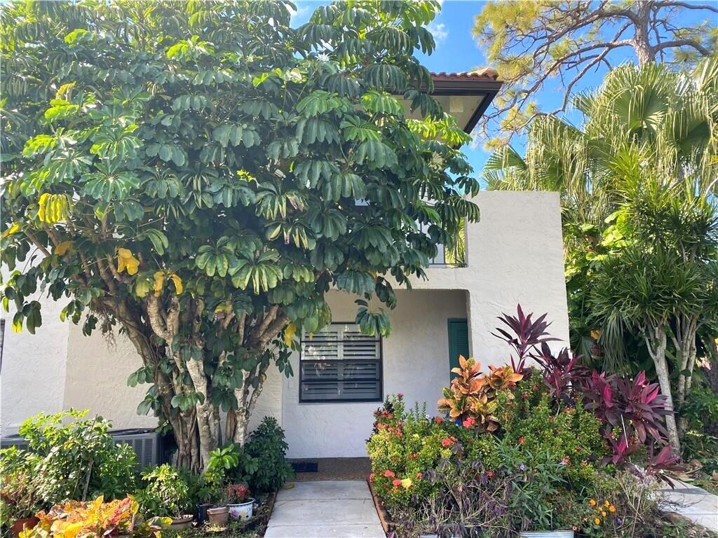 Foto de propiedad en 21766 Cypress Drive 20-g, Boca Raton, FL 33433 Boca Raton con MLS# 