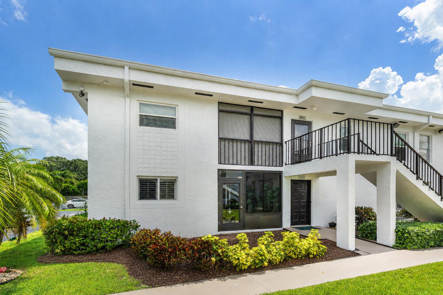 Foto de propiedad en 14897 Bal Moral Lane 105, Delray Beach, FL 33446 Delray Beach con MLS# 