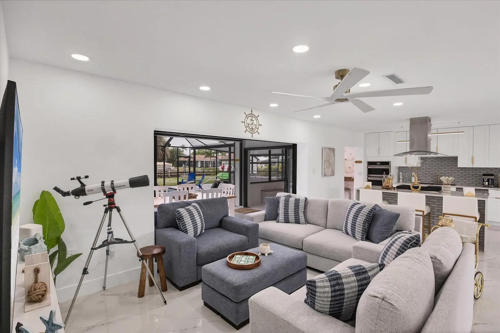 Foto de propiedad en 4430 Gardner Drive, Port Charlotte, FL 33952 Port Charlotte con MLS# 