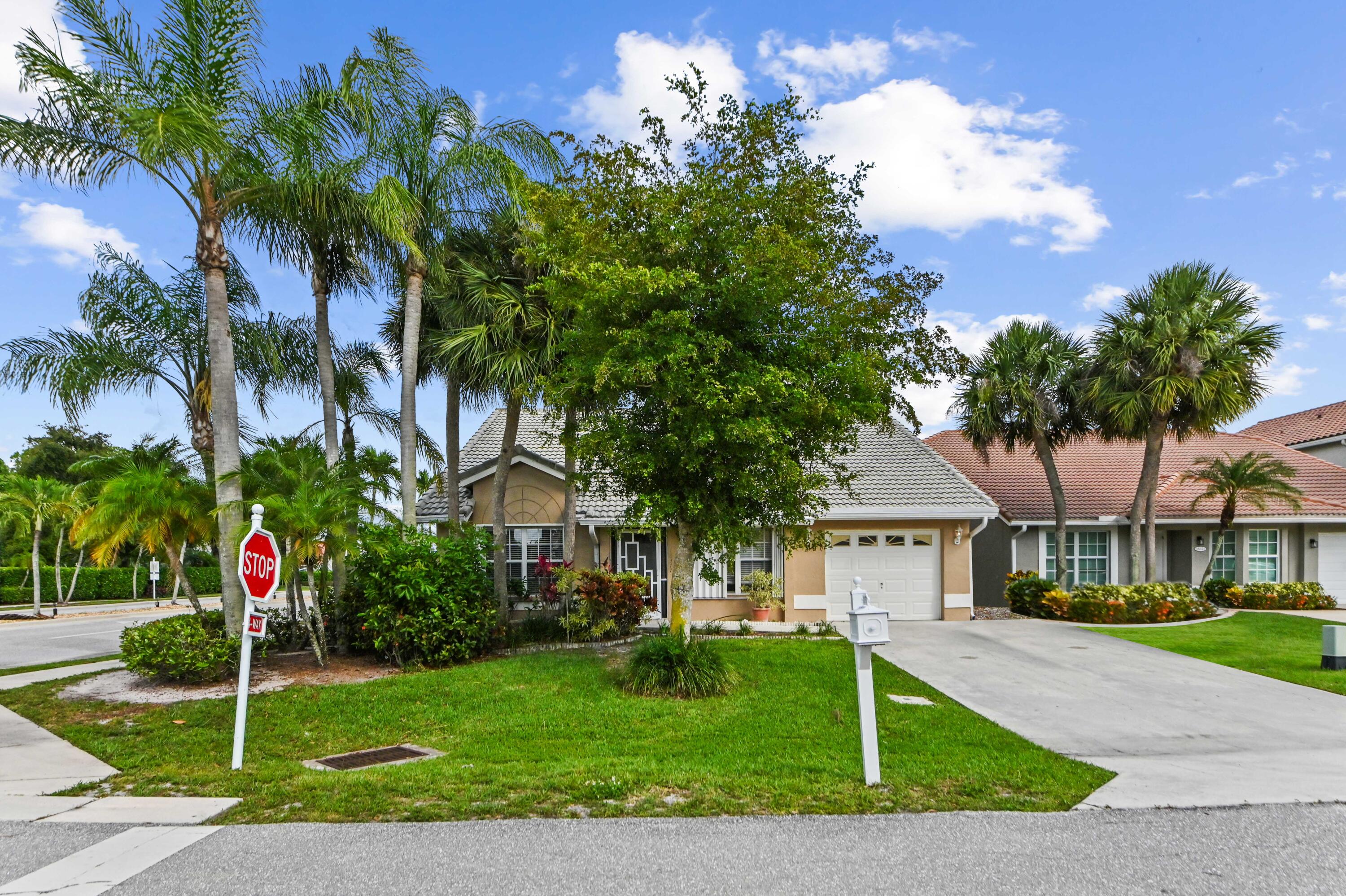 Foto de propiedad en 18377 Fresh Lake Way, Boca Raton, FL 33498 Boca Raton con MLS# 