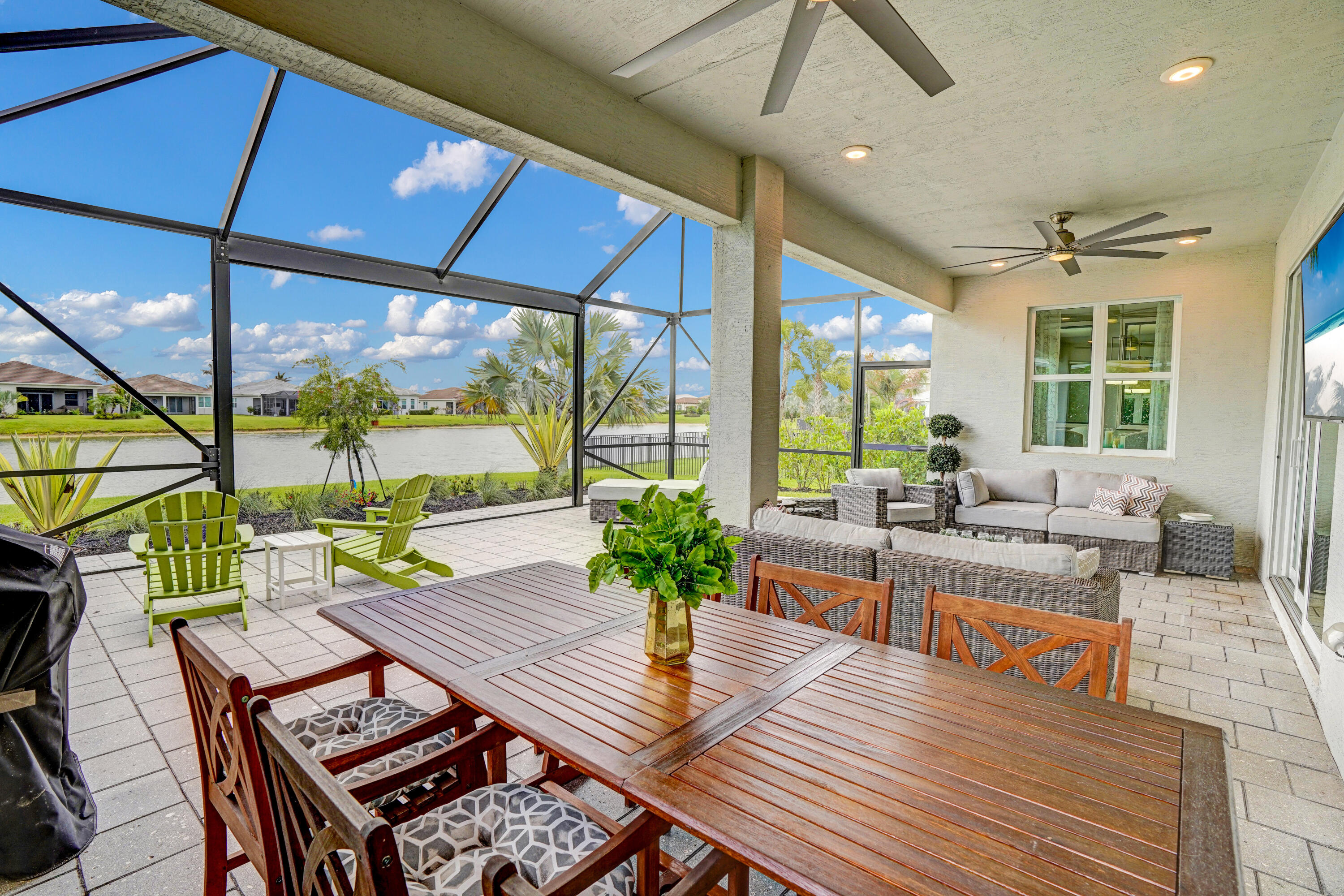 Foto de propiedad en 8765 SW Vico Way, Port St. Lucie, FL 34987 Port St. Lucie con MLS# 