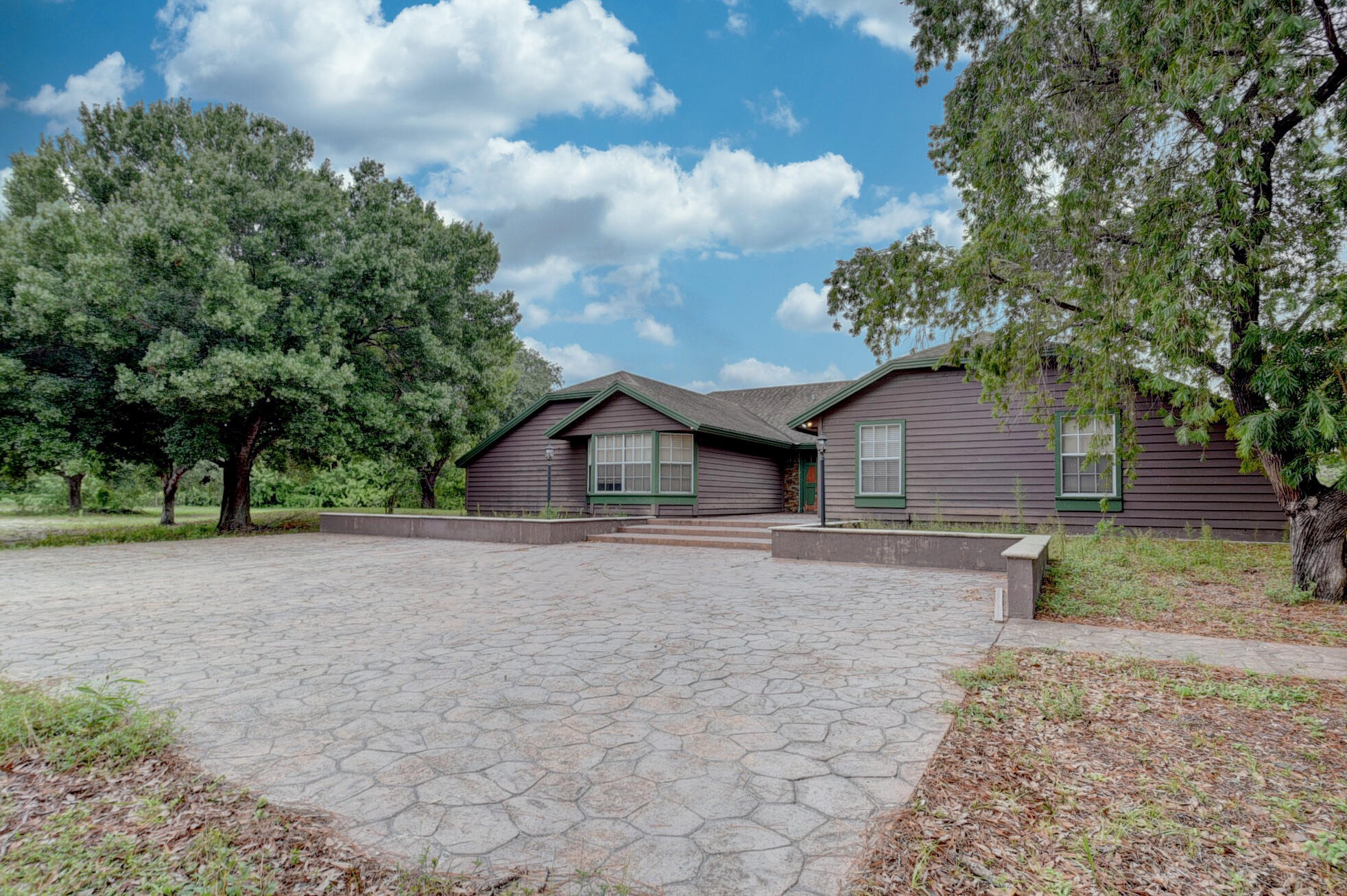 Foto de propiedad en 19153 Eagles Way Court, Loxahatchee, FL 33470 Loxahatchee con MLS# 