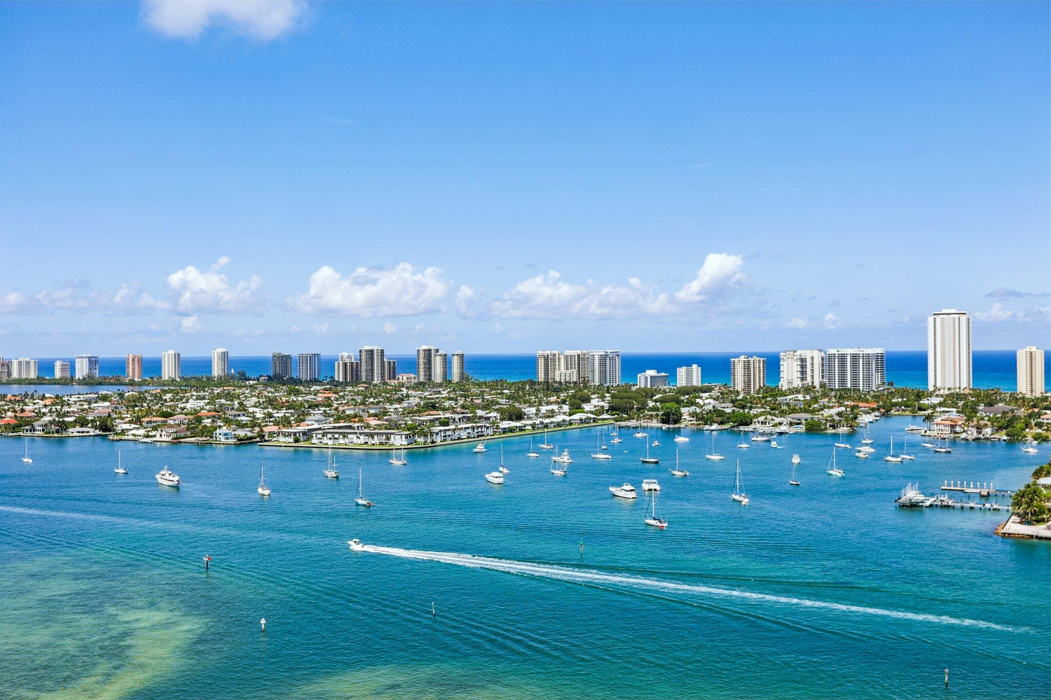 Vendido 2640 Lake Shore Drive 2508, Riviera Beach, FL 33404, Riviera Beach, FL 33404