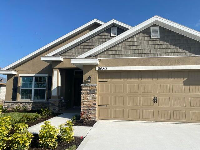 Foto de propiedad en 8167 Merano Avenue, Fort Pierce, FL 34951 Fort Pierce con MLS# 