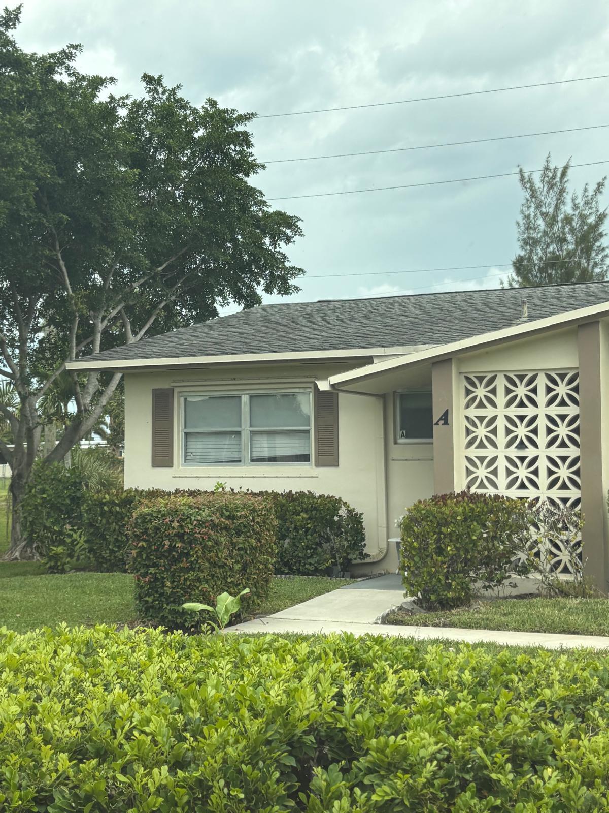 Foto de propiedad en 2522 Emory Drive E A, West Palm Beach, FL 33415 West Palm Beach con MLS# 