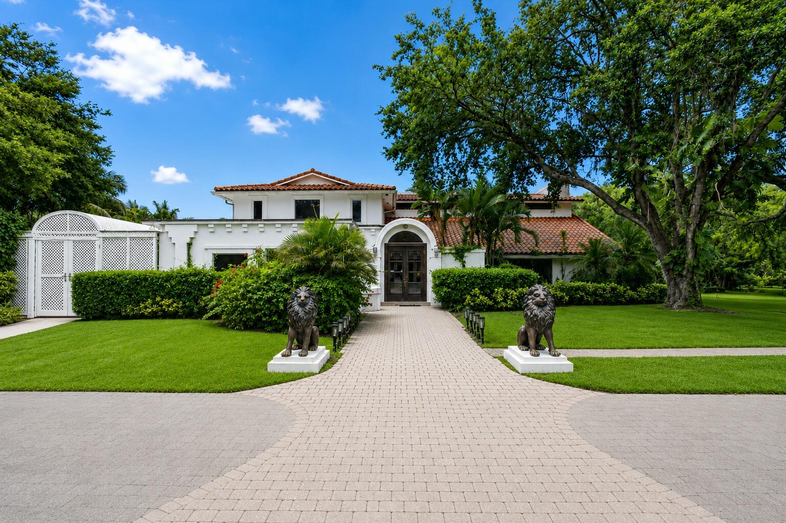 Foto de propiedad en 1030 Arabian Drive, Loxahatchee, FL 33470 Loxahatchee con MLS# 