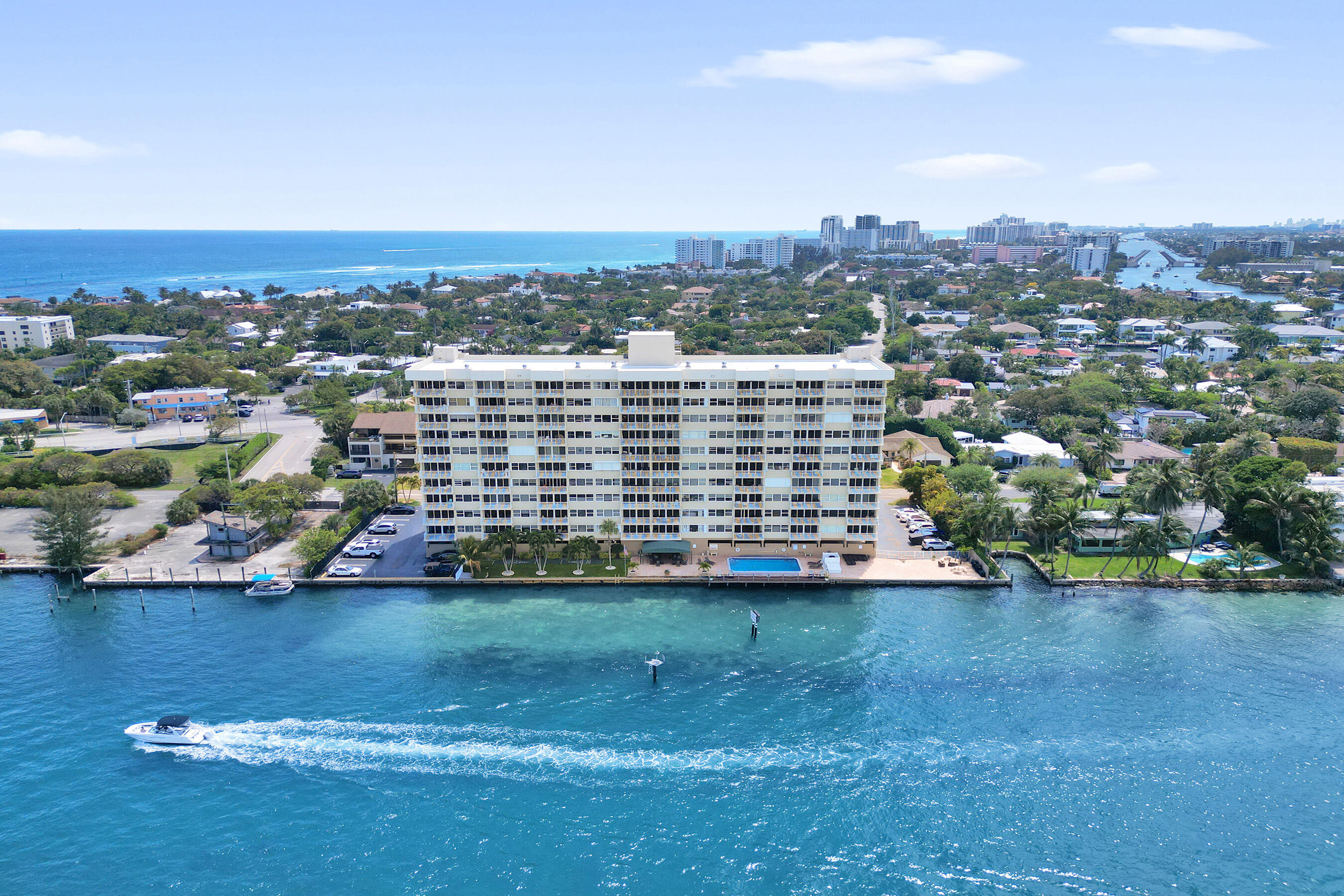 Foto de propiedad en 2611 N Riverside Drive 604, Pompano Beach, FL 33062 Pompano Beach con MLS# 