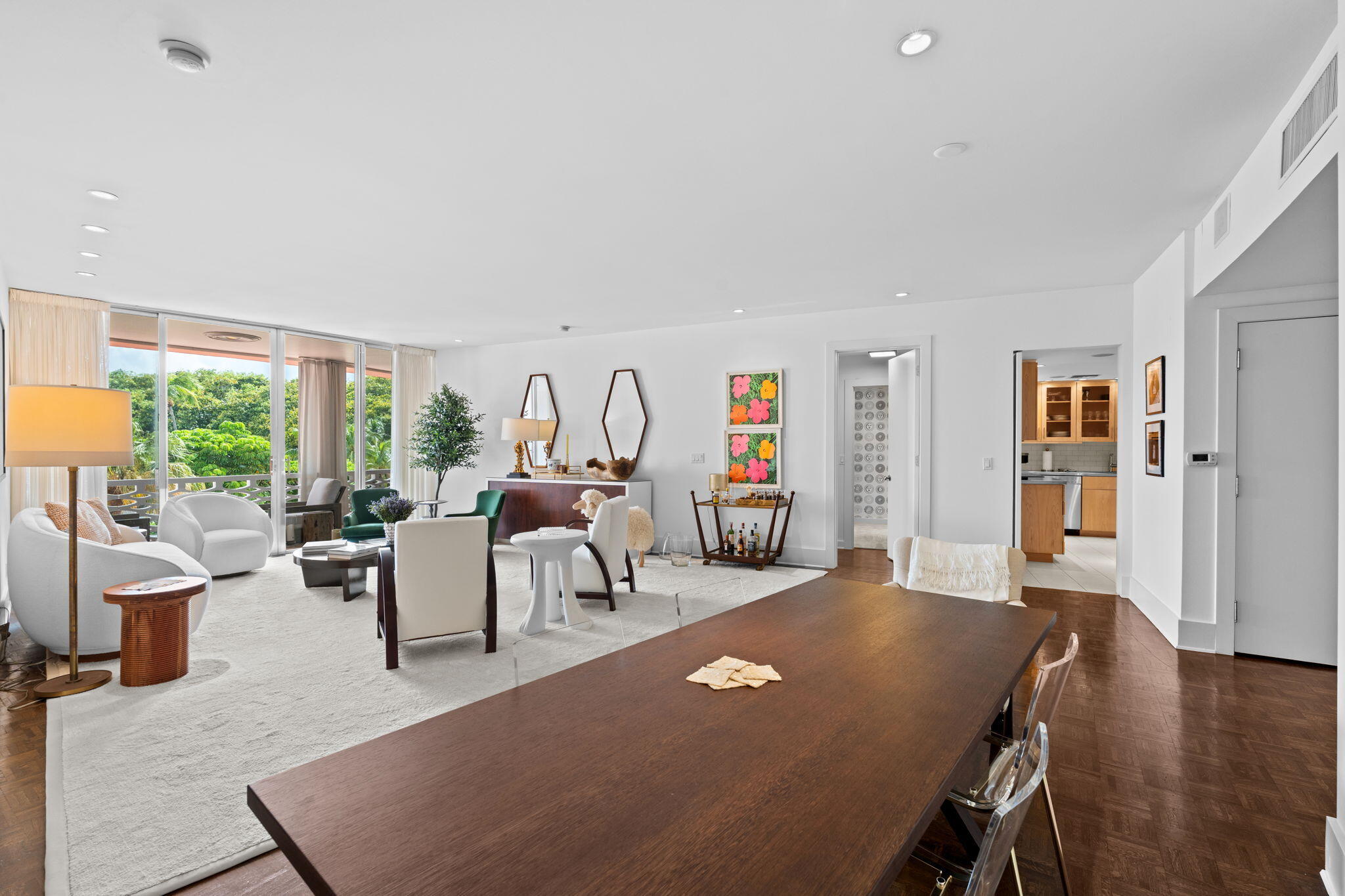 Foto de propiedad en 315 S Lake Drive 3d, Palm Beach, FL 33480 Palm Beach con MLS# 