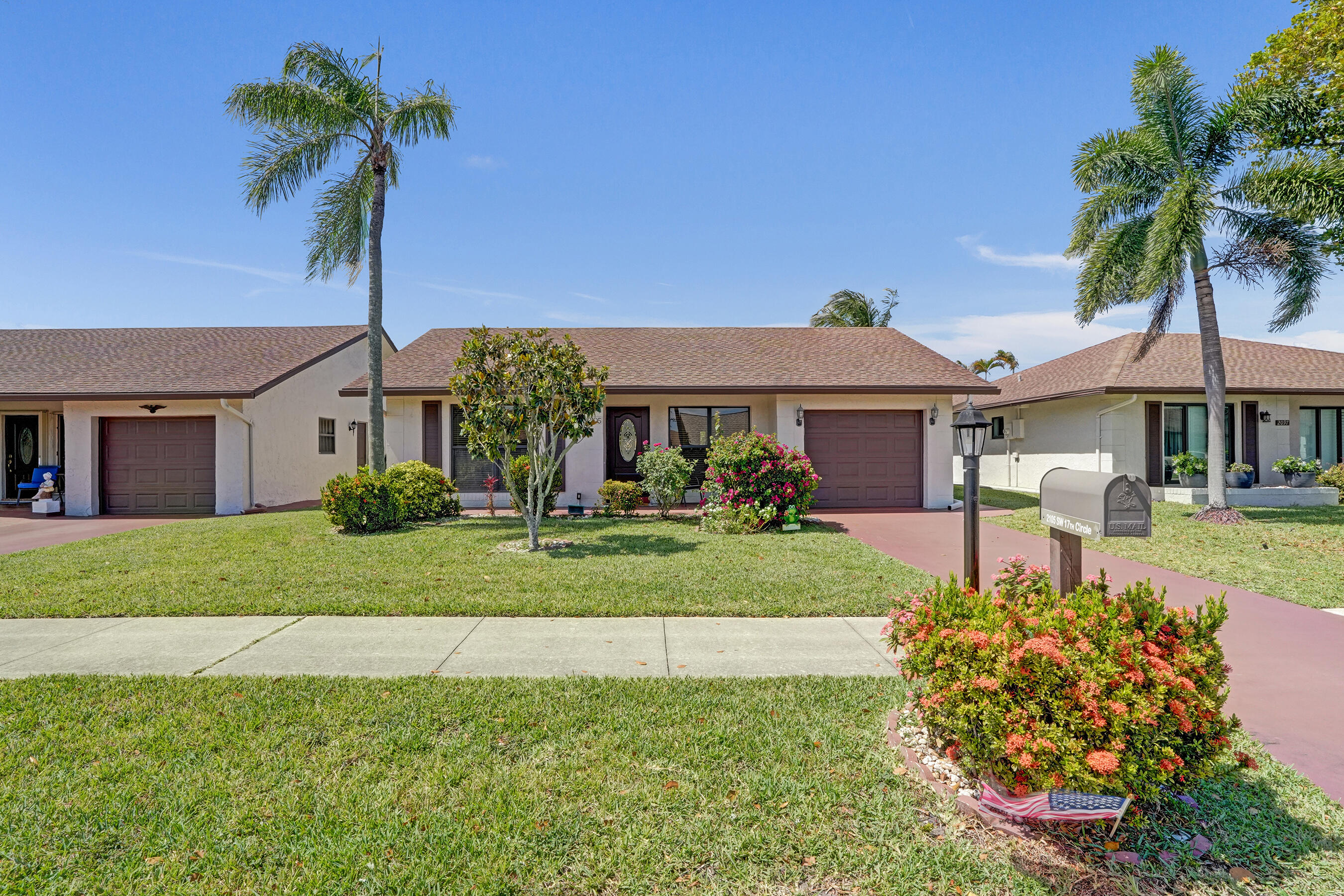 Foto de propiedad en 2105 SW 17th Circle, Deerfield Beach, FL 33442 Deerfield Beach con MLS# 
