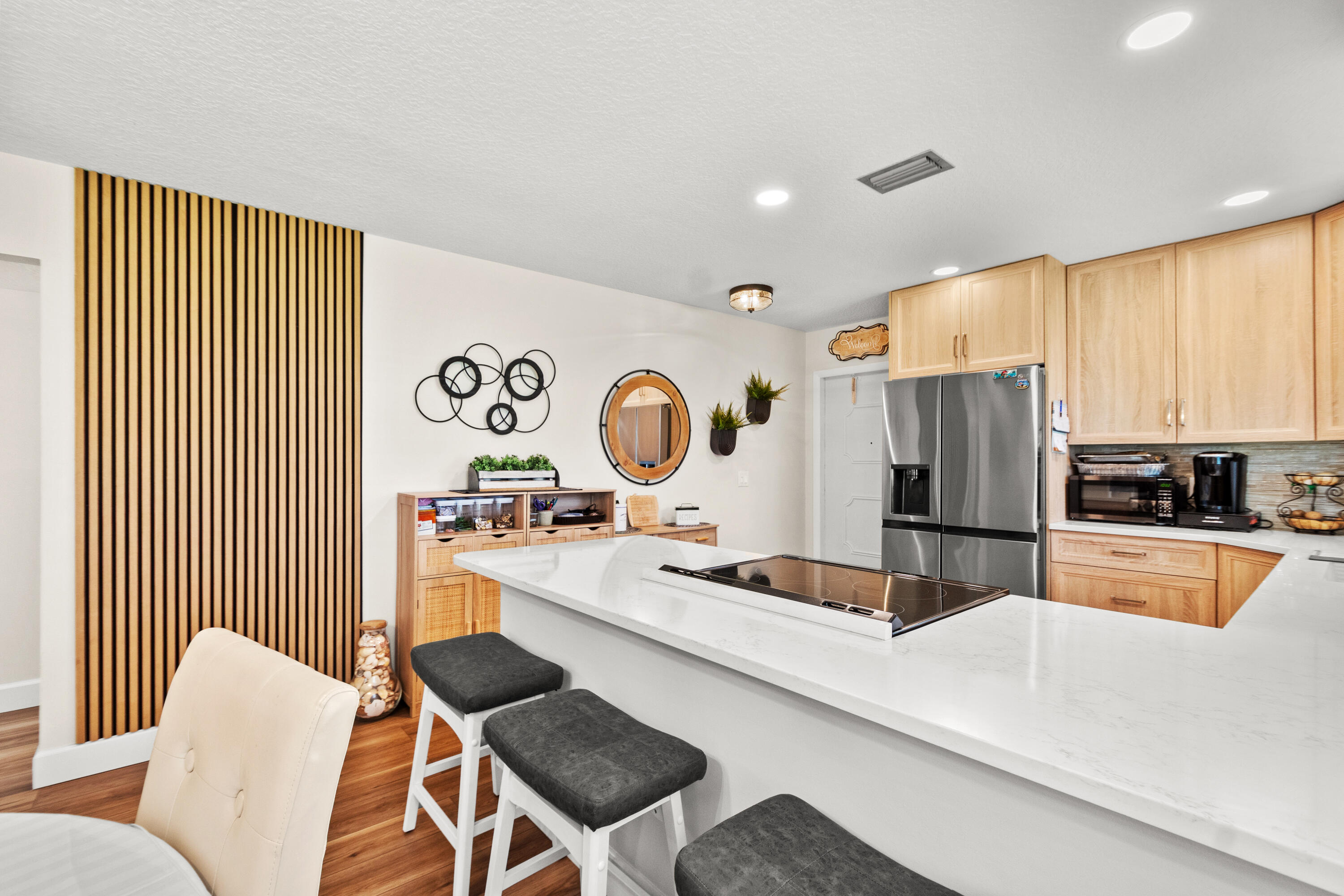Foto de propiedad en 61 Woodland Drive 107, Vero Beach, FL 32962 Vero Beach con MLS# 