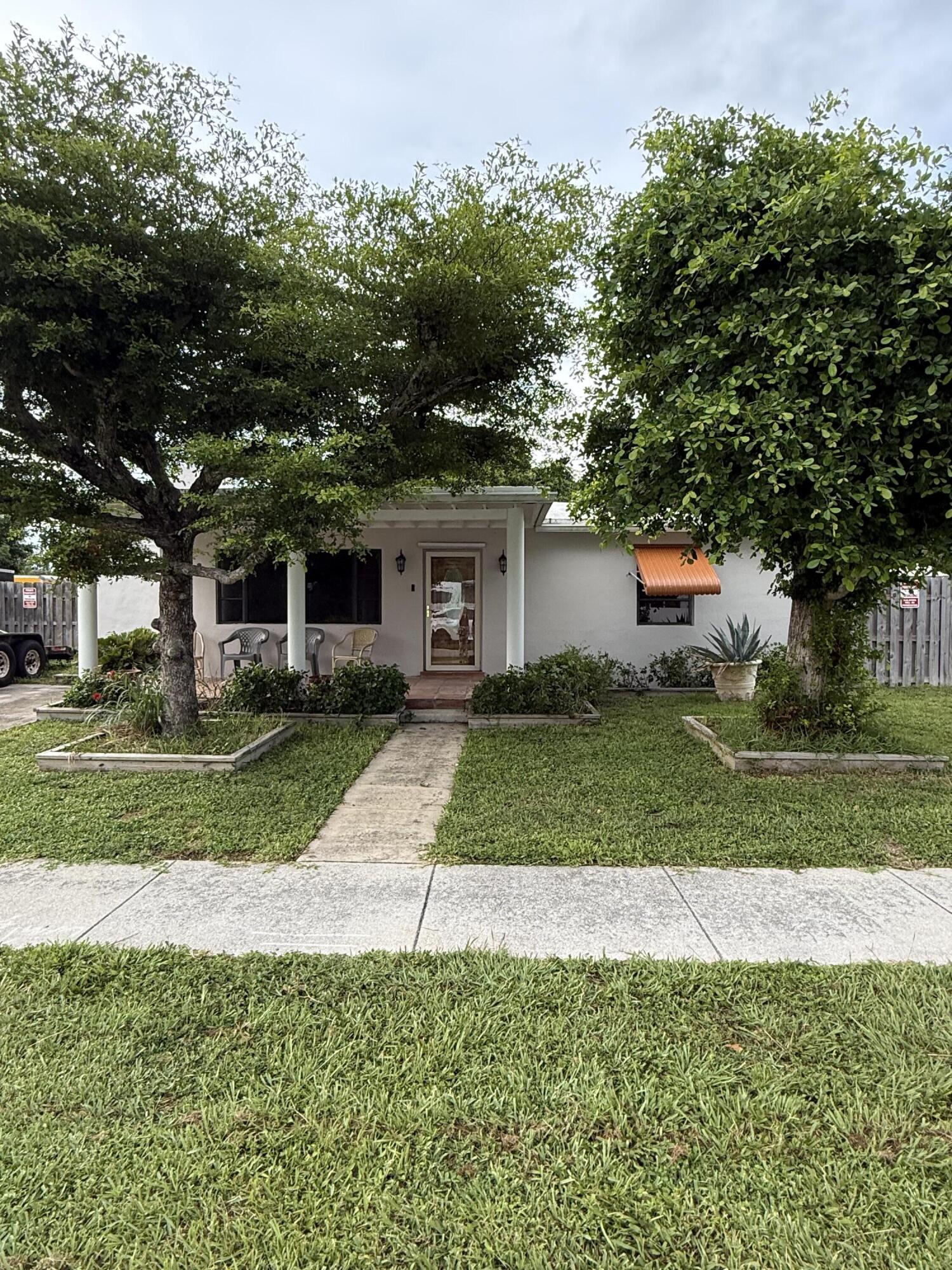 En Renta 817 Elm Road, West Palm Beach, FL 33409, West Palm Beach, FL 33409