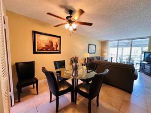 Foto de propiedad en 3099 NW 48th Avenue 253, Lauderdale Lakes, FL 33313 Lauderdale Lakes con MLS# 