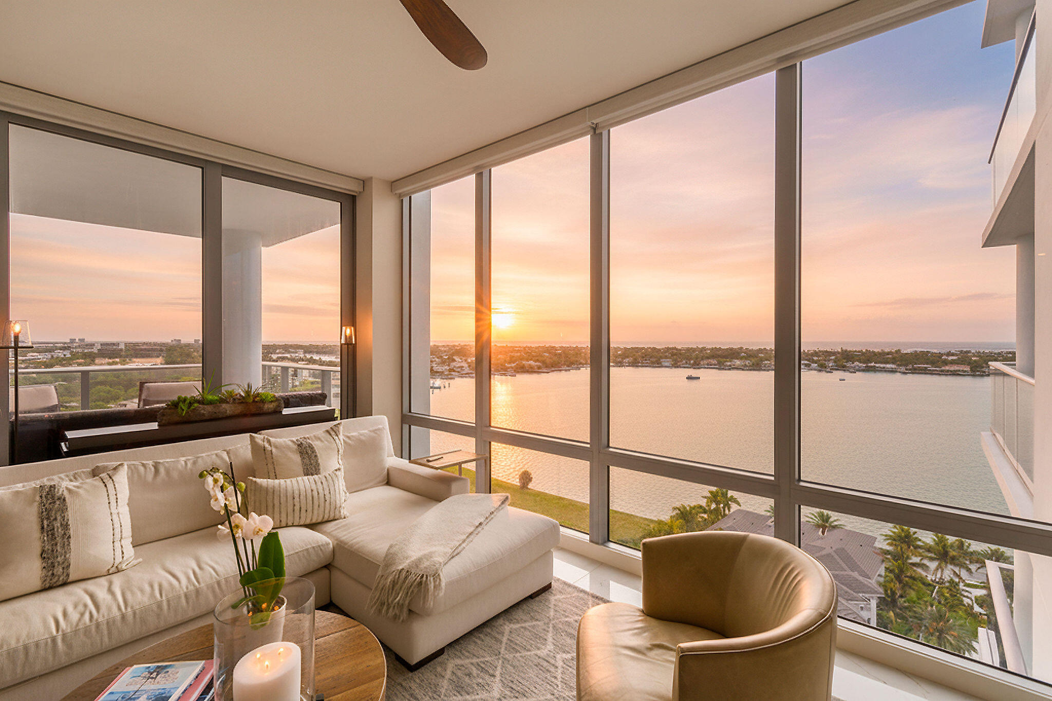 Foto de propiedad en 1 Water Club Way 1602, North Palm Beach, FL 33408 North Palm Beach con MLS# 