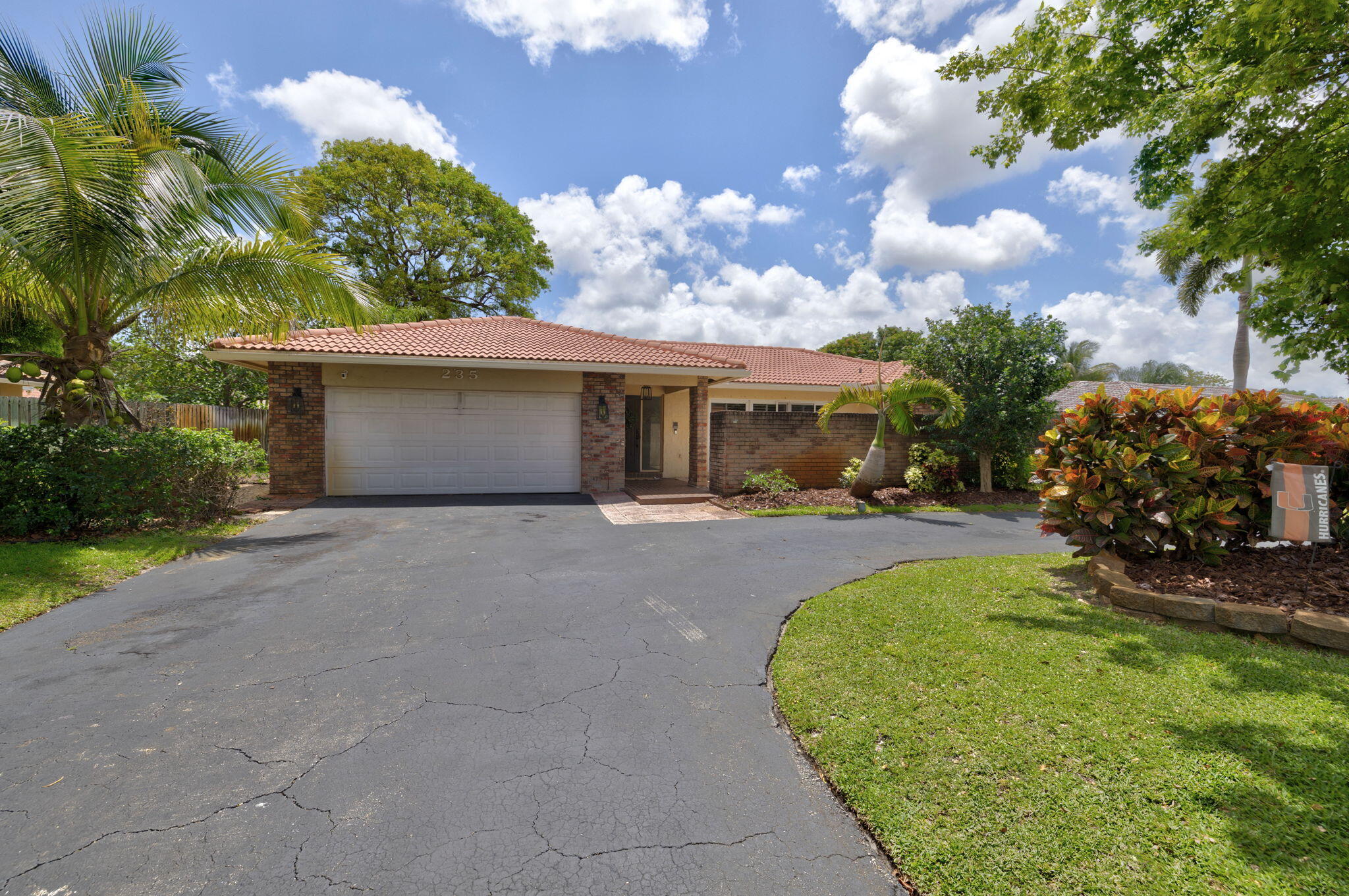 Alquilada 235 NW 91st Avenue, Coral Springs, FL 33071, Coral Springs, FL 33071