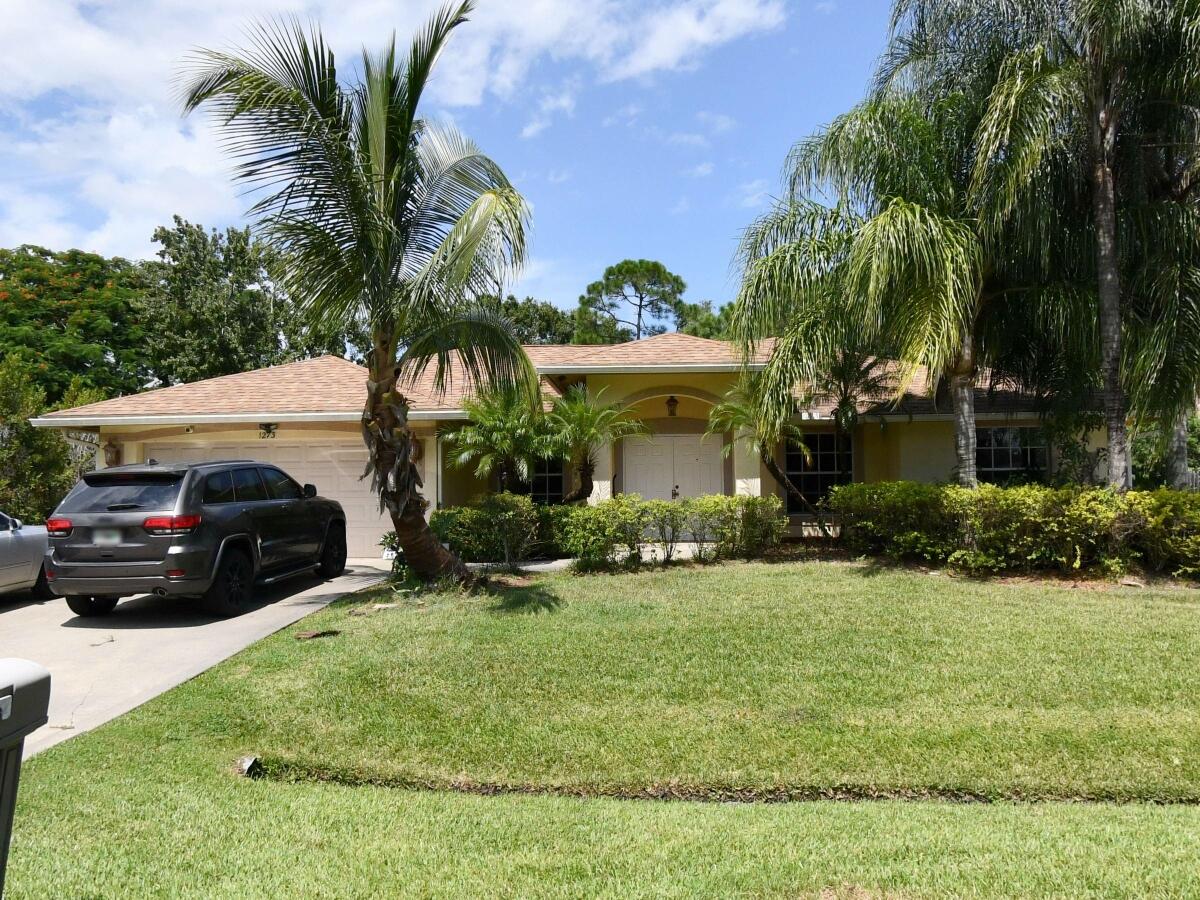 Alquilada 1273 SW Granville Avenue, Port St. Lucie, FL 34953, Port St. Lucie, FL 34953