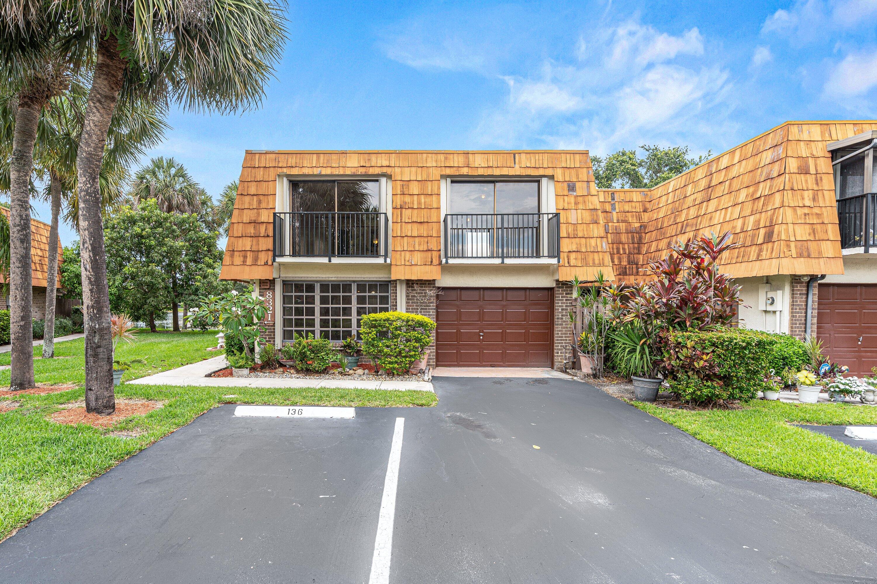 Foto de propiedad en 8321 S Coral Circle, North Lauderdale, FL 33068 North Lauderdale con MLS# 