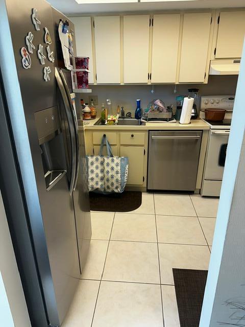 Foto de propiedad en 3186 Via Poinciana 306, Greenacres, FL 33467 Greenacres con MLS# 
