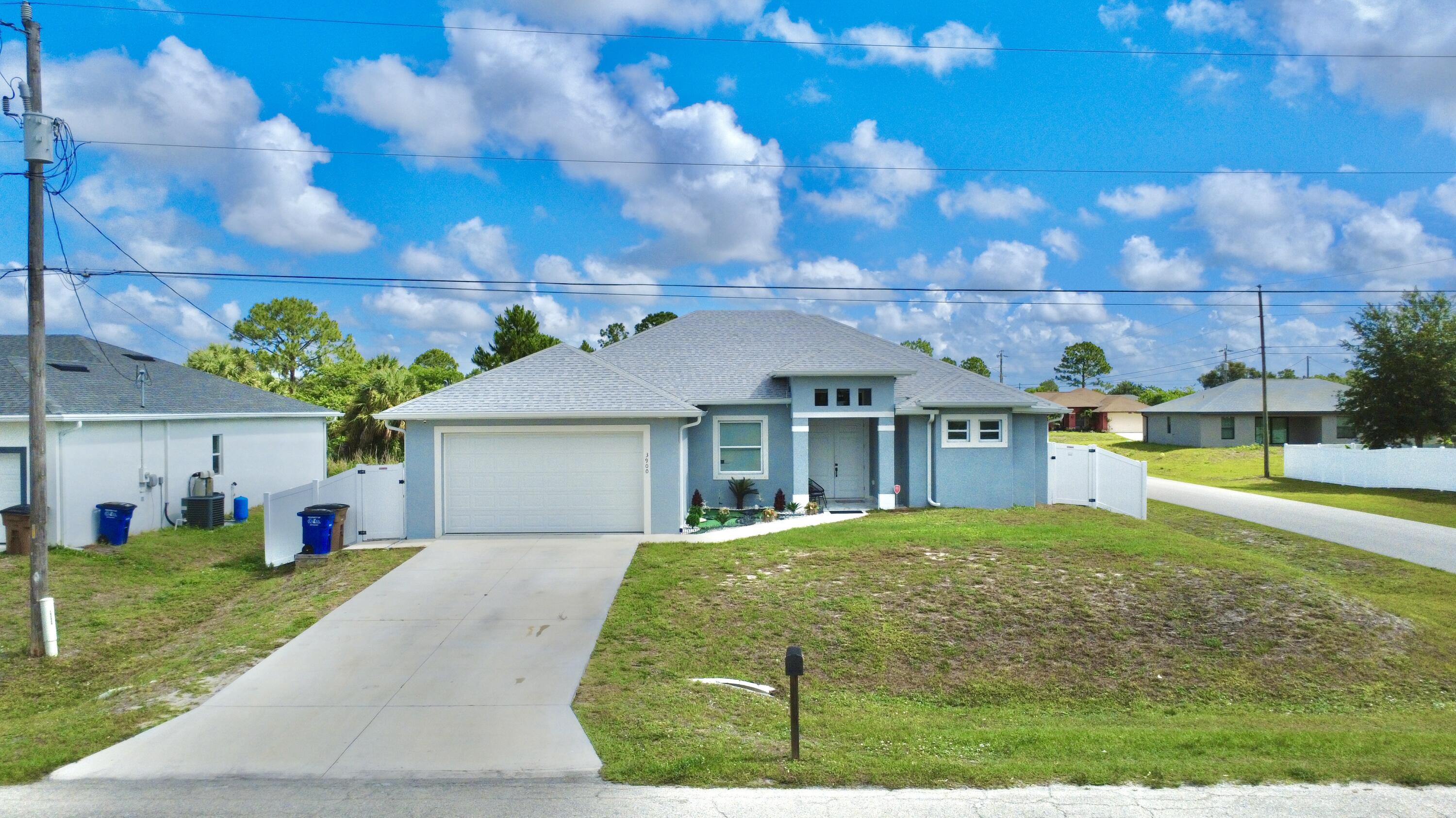 Foto de propiedad en 3900 SW 21st St Street SW, Lehigh Acres, FL 33976 Lehigh Acres con MLS# 