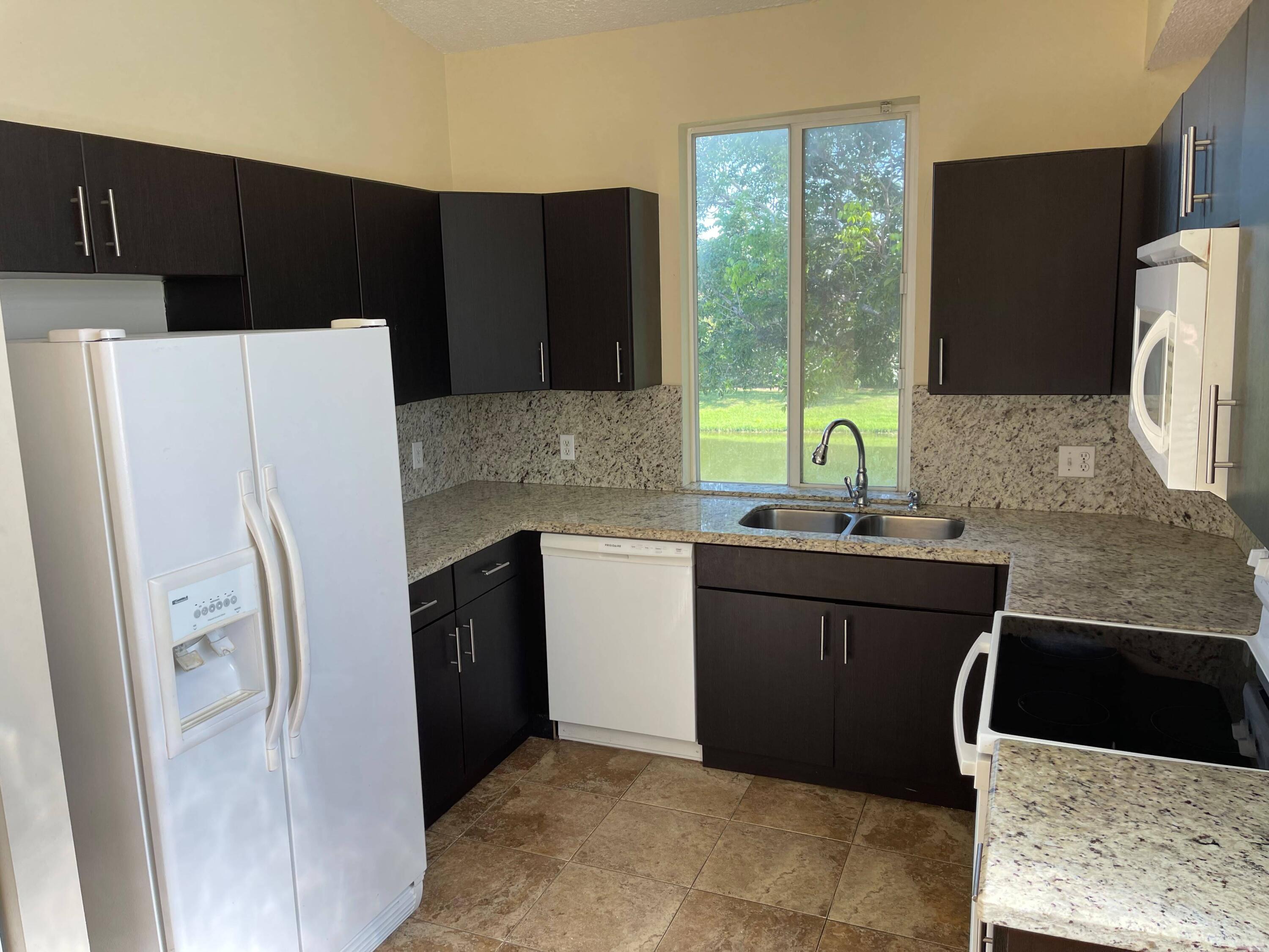 Foto de propiedad en 6984 SW 39th Street H206, Davie, FL 33314 Davie con MLS# 