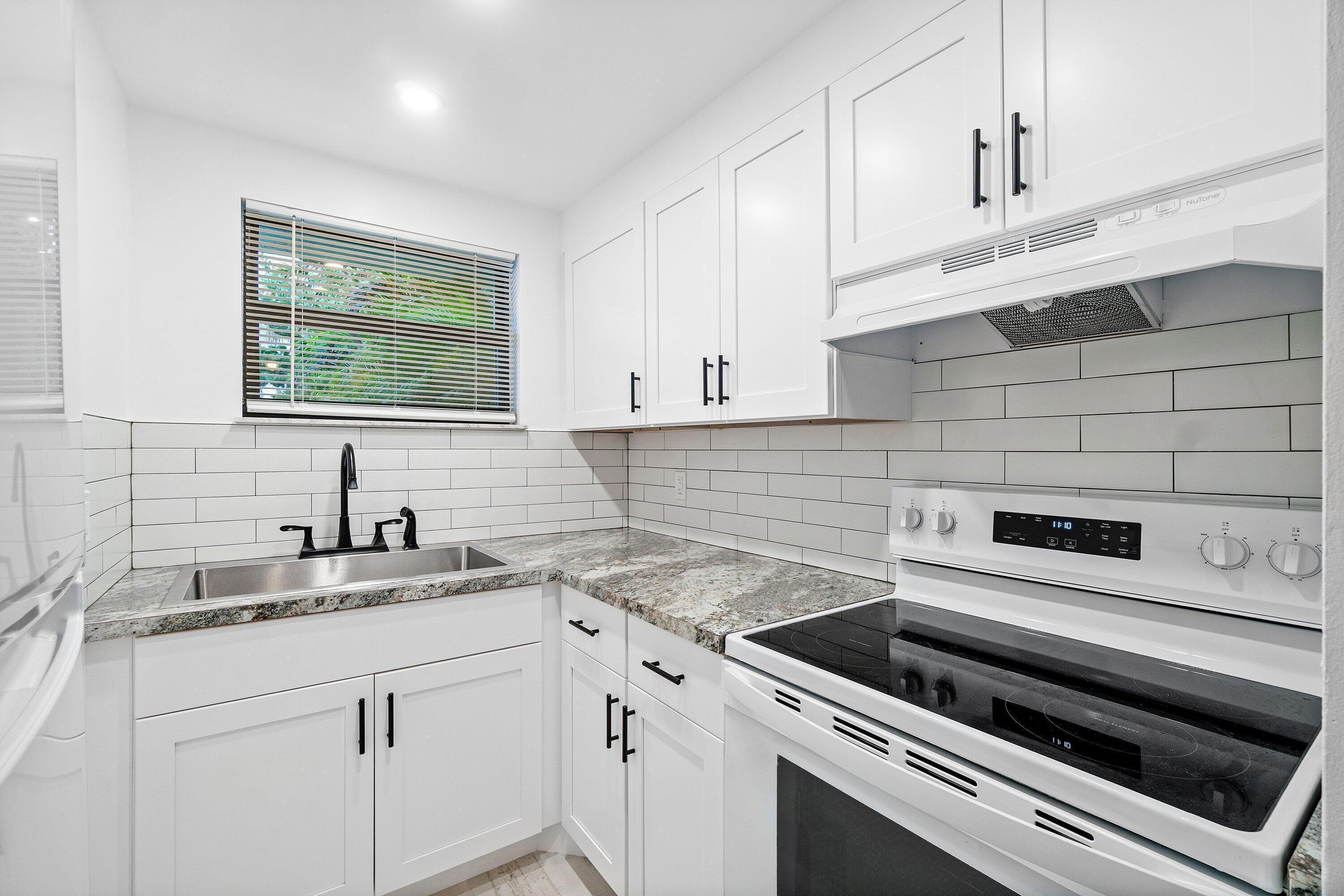En Renta 626 N Federal Highway Unit 3, Lake Worth Beach, FL 33460, Lake Worth Beach, FL 33460