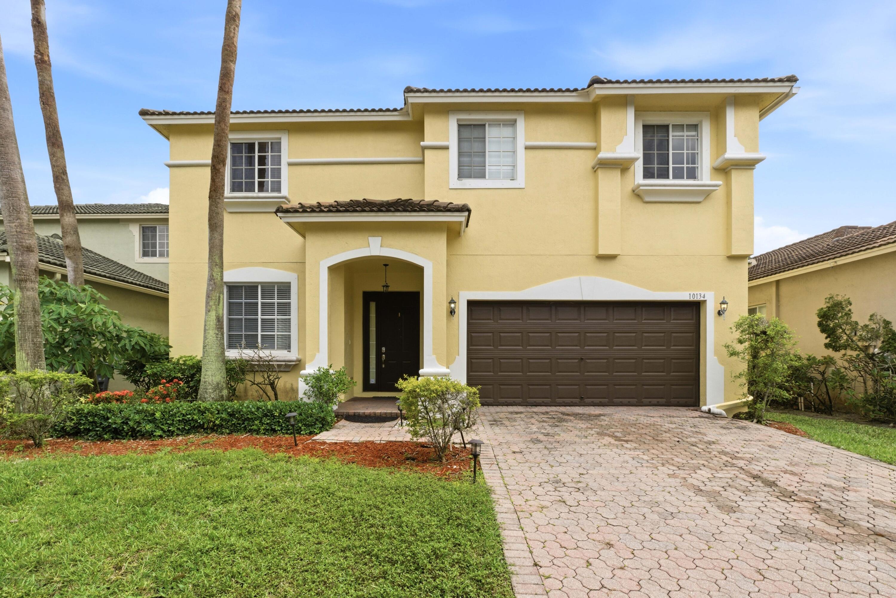 Foto de propiedad en 10134 Boca Vista Drive, Boca Raton, FL 33498 Boca Raton con MLS# 