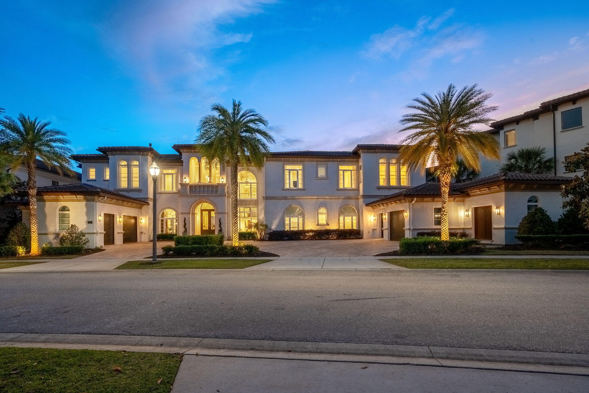 Foto de propiedad en 430 Muirfield Loop, Kissimmee, FL 34747 Kissimmee con MLS# 